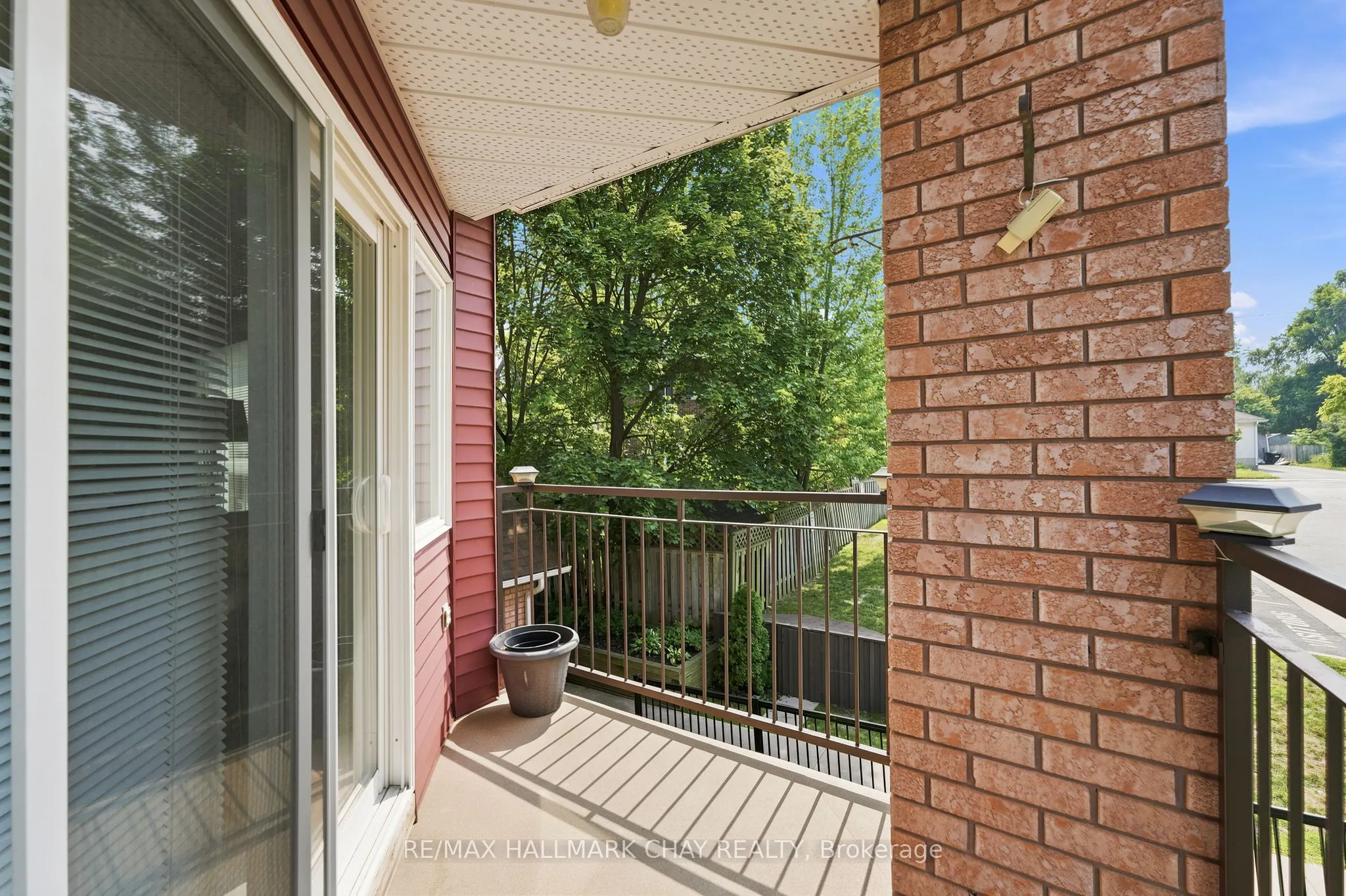 131 Clapperton Street #201