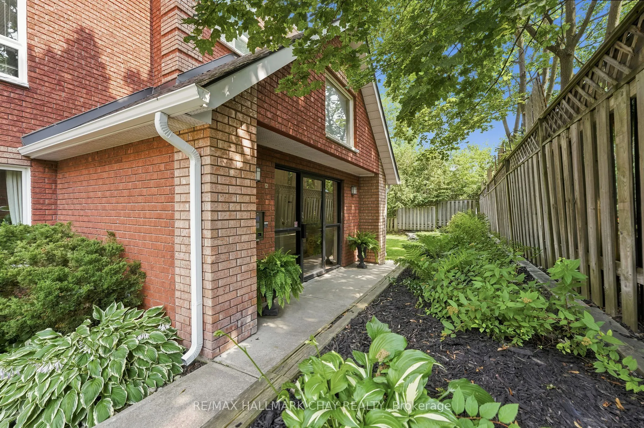 131 Clapperton Street #201