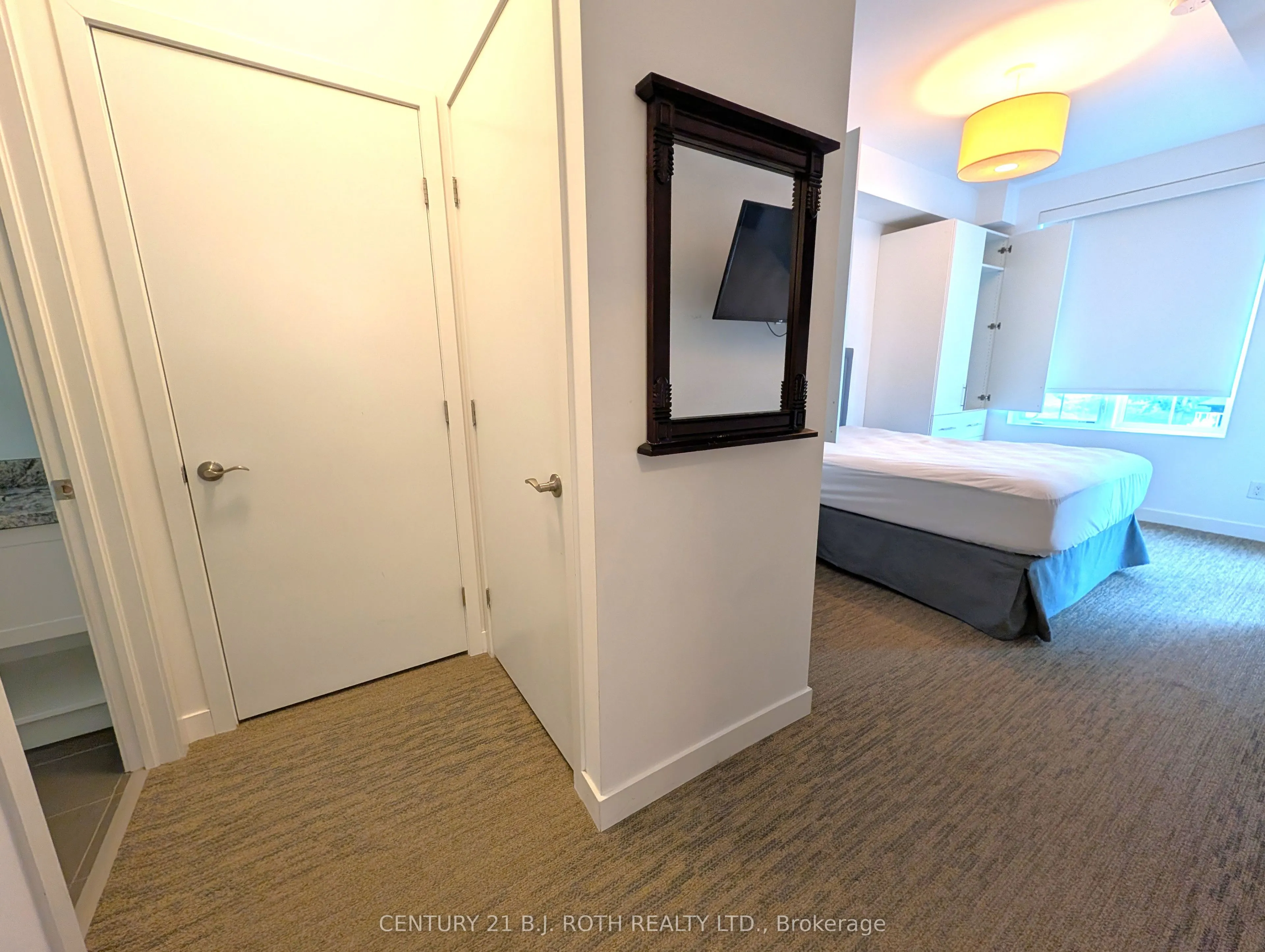 40 HORSESHOE Boulevard #302