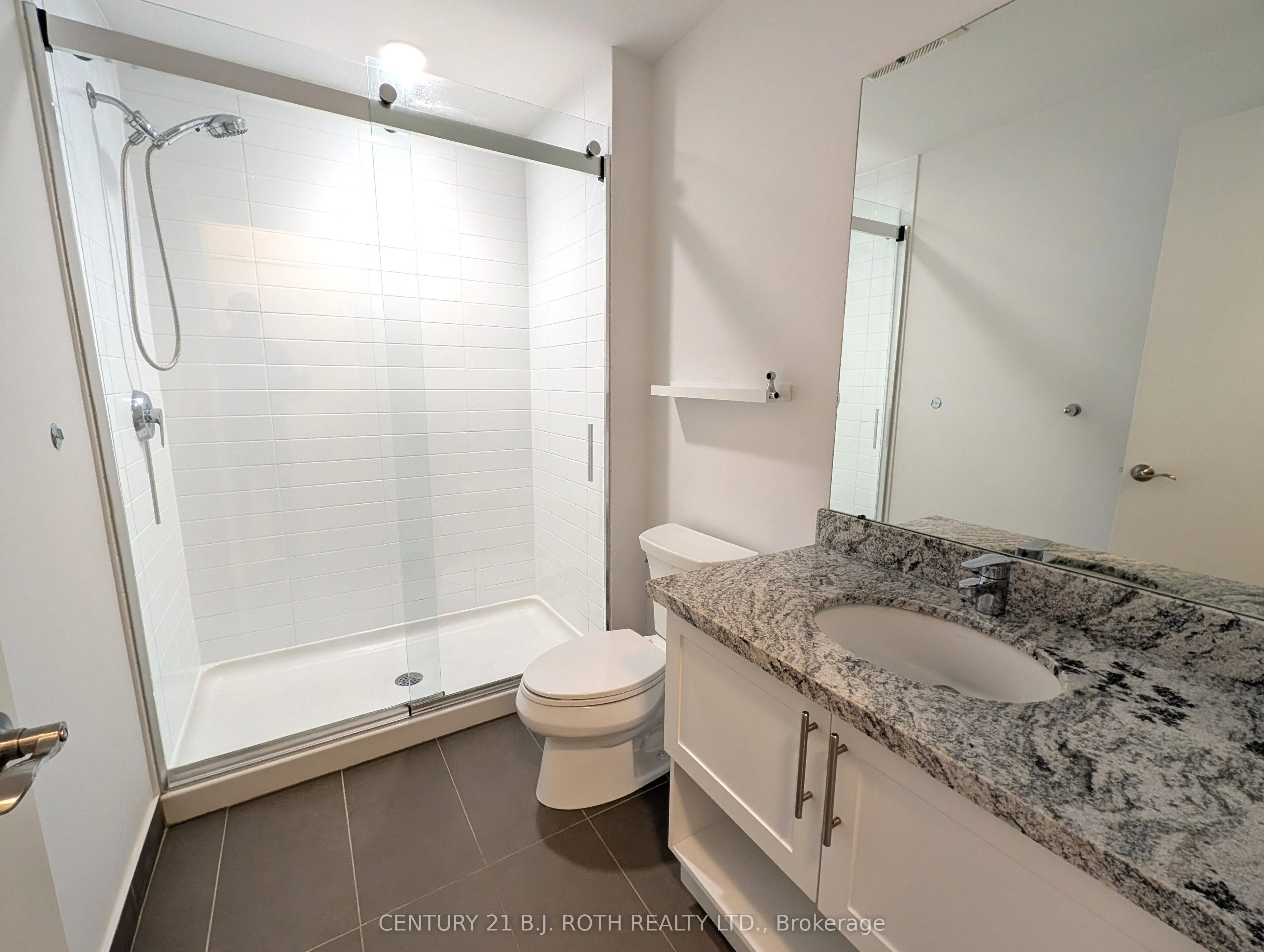 40 HORSESHOE Boulevard #302