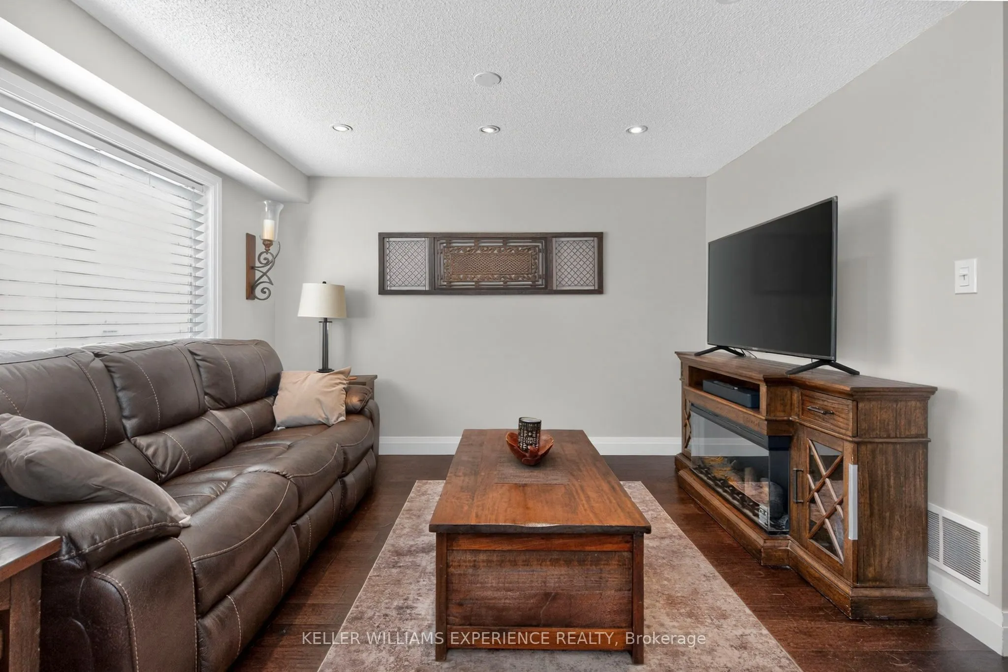 38 Kenwell Crescent #9