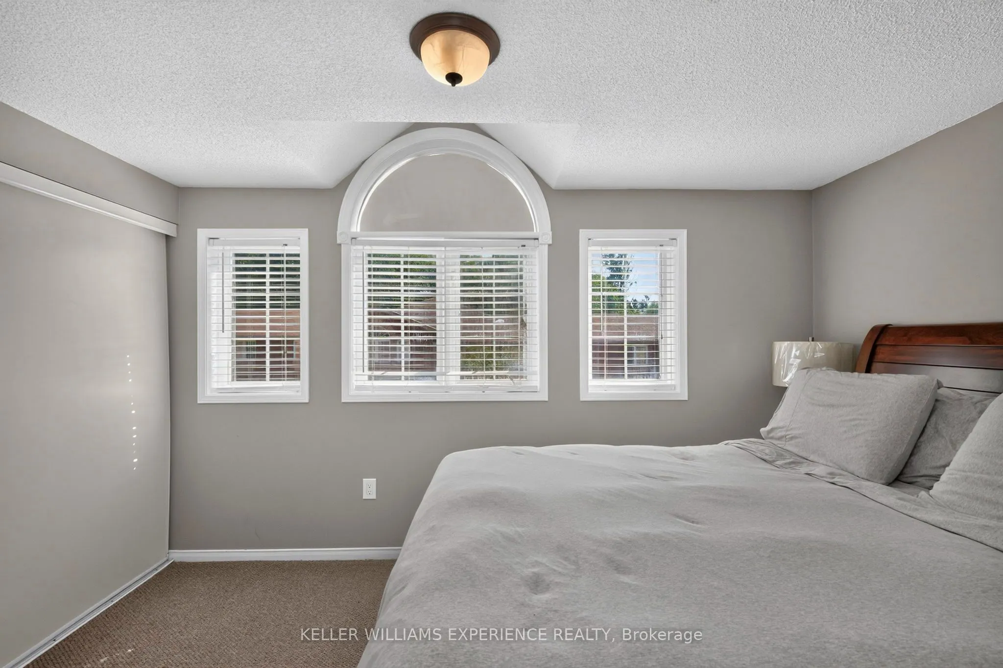 38 Kenwell Crescent #9