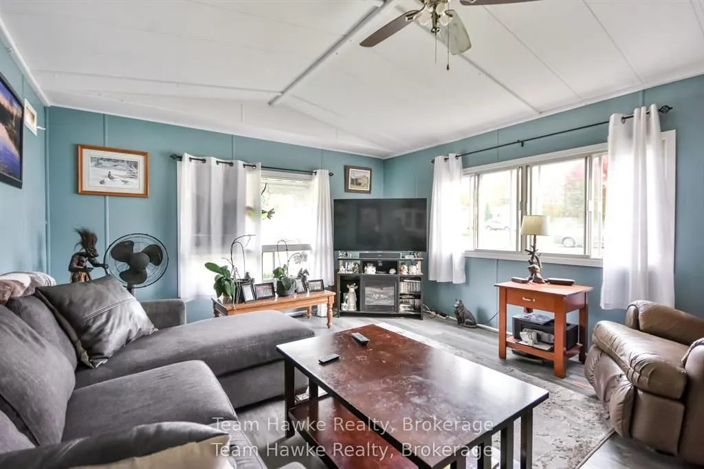 48 Northland Drive