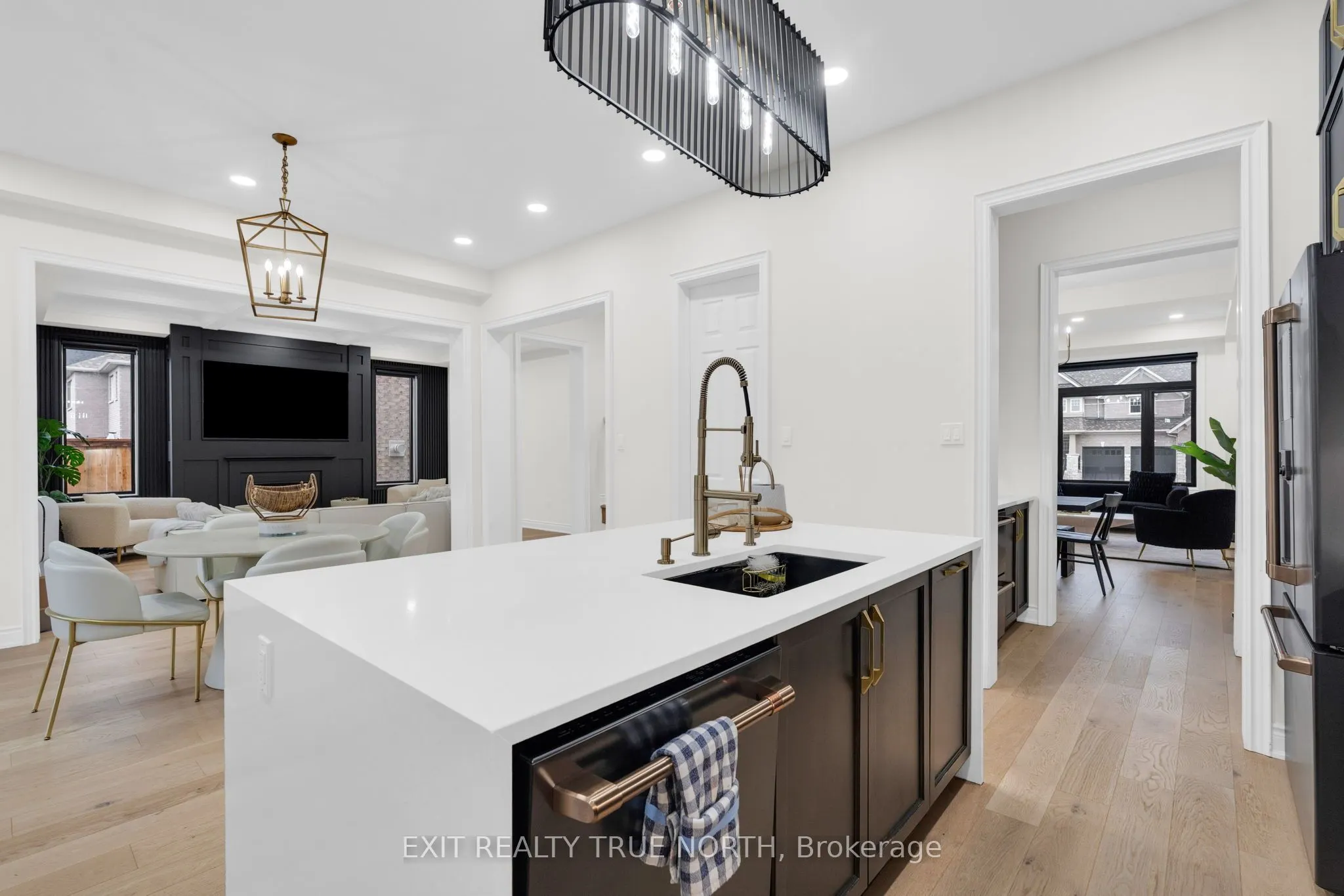 106 Rugman Crescent