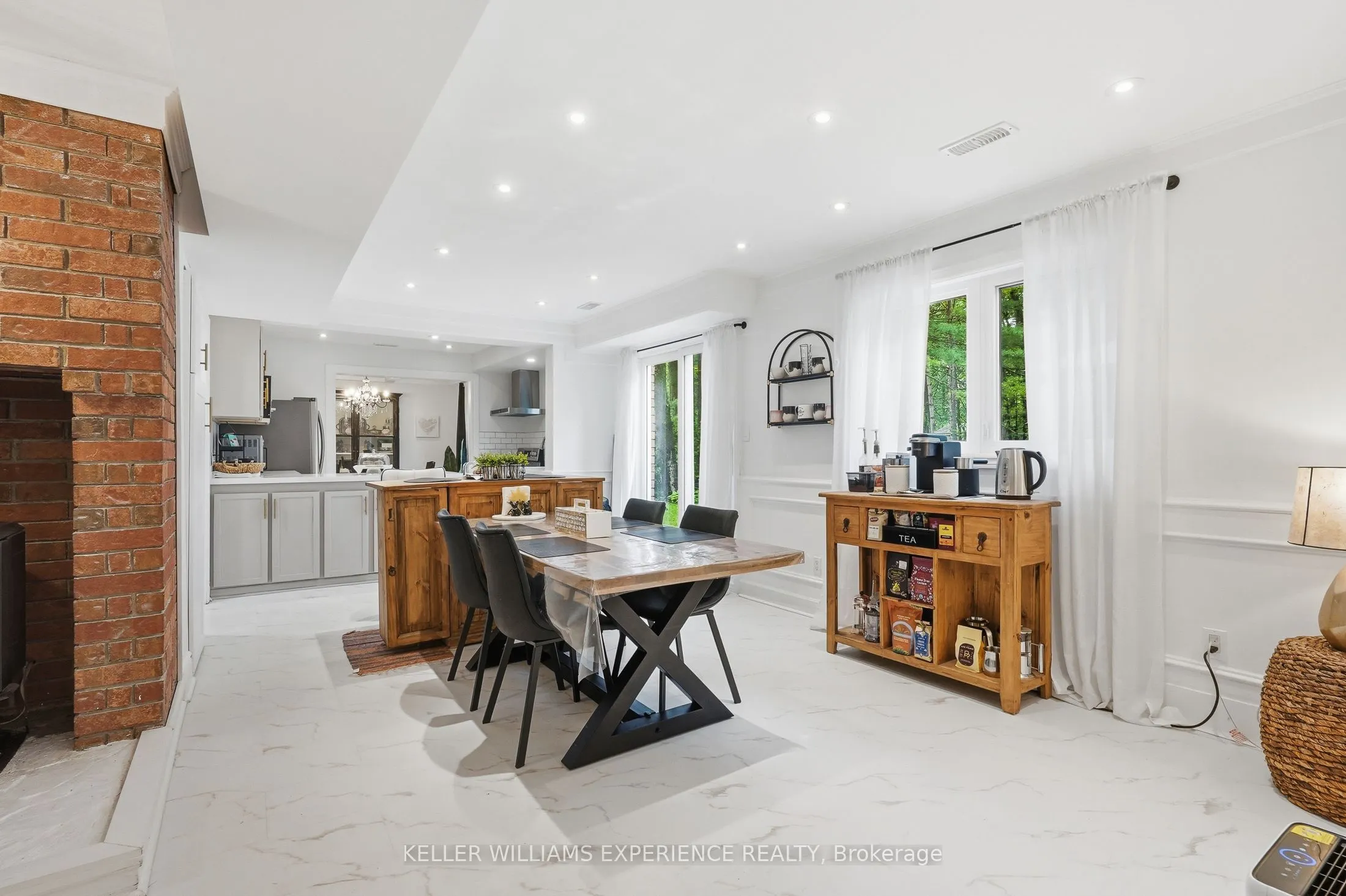 2 Seeley Court
