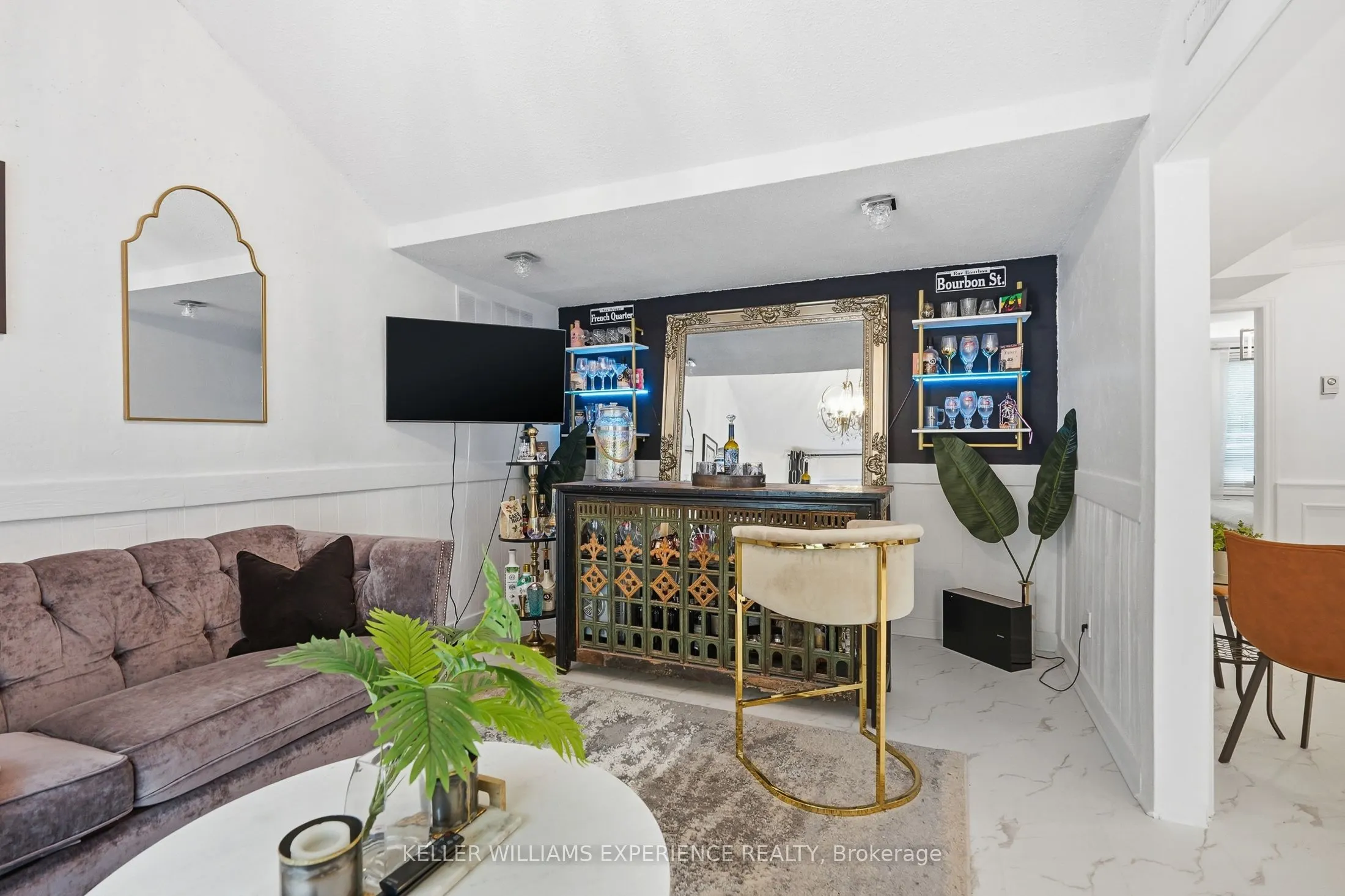 2 Seeley Court