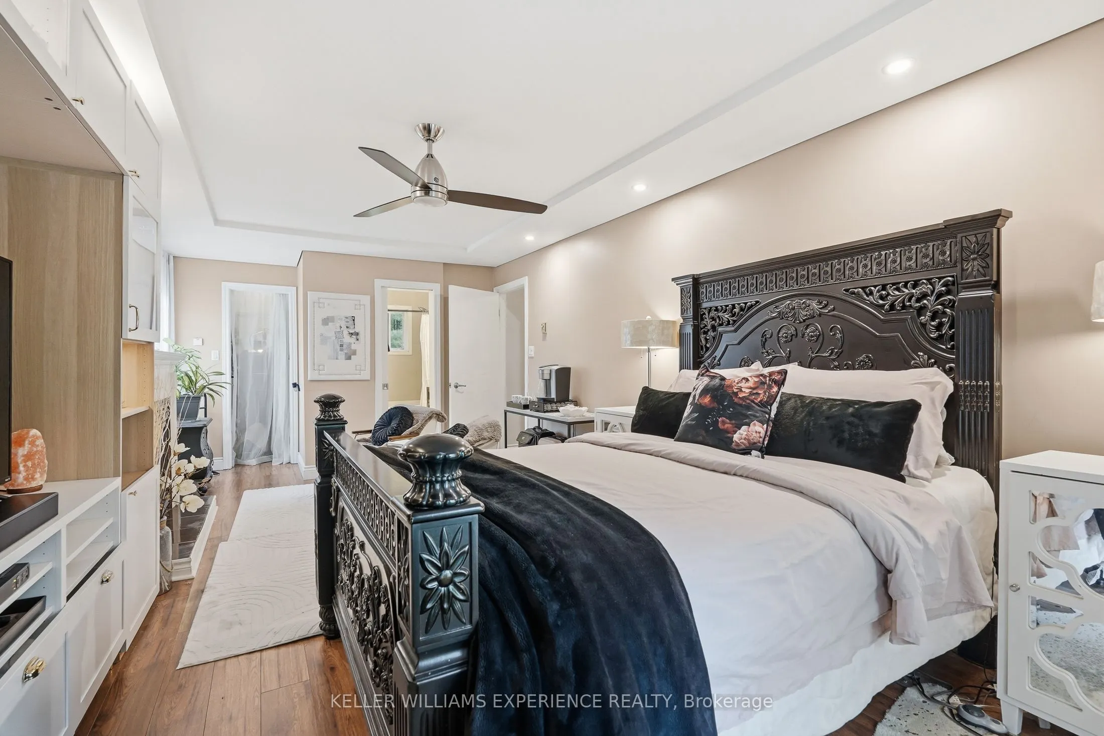 2 Seeley Court