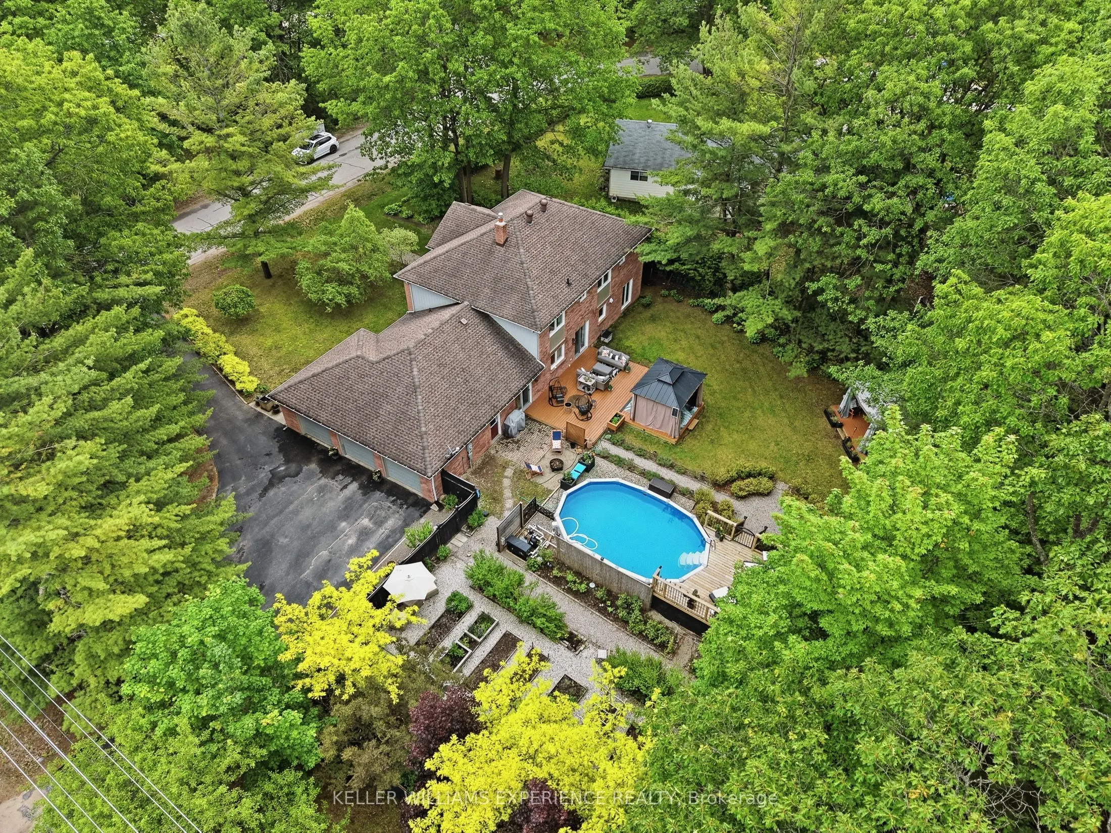 2 Seeley Court