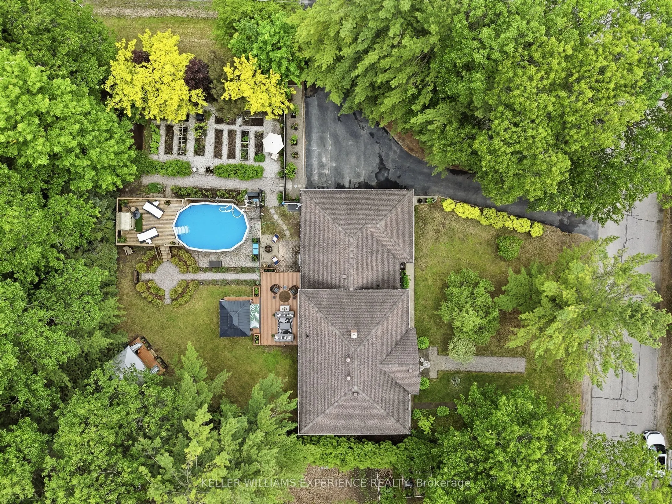 2 Seeley Court