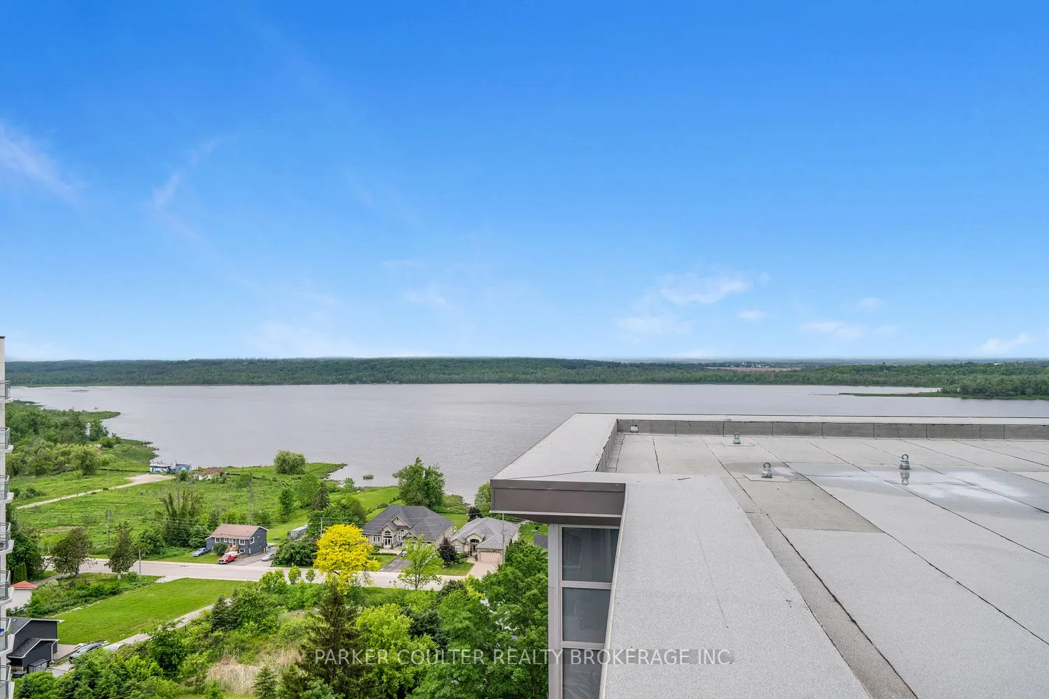 58 Lakeside Terrace #909