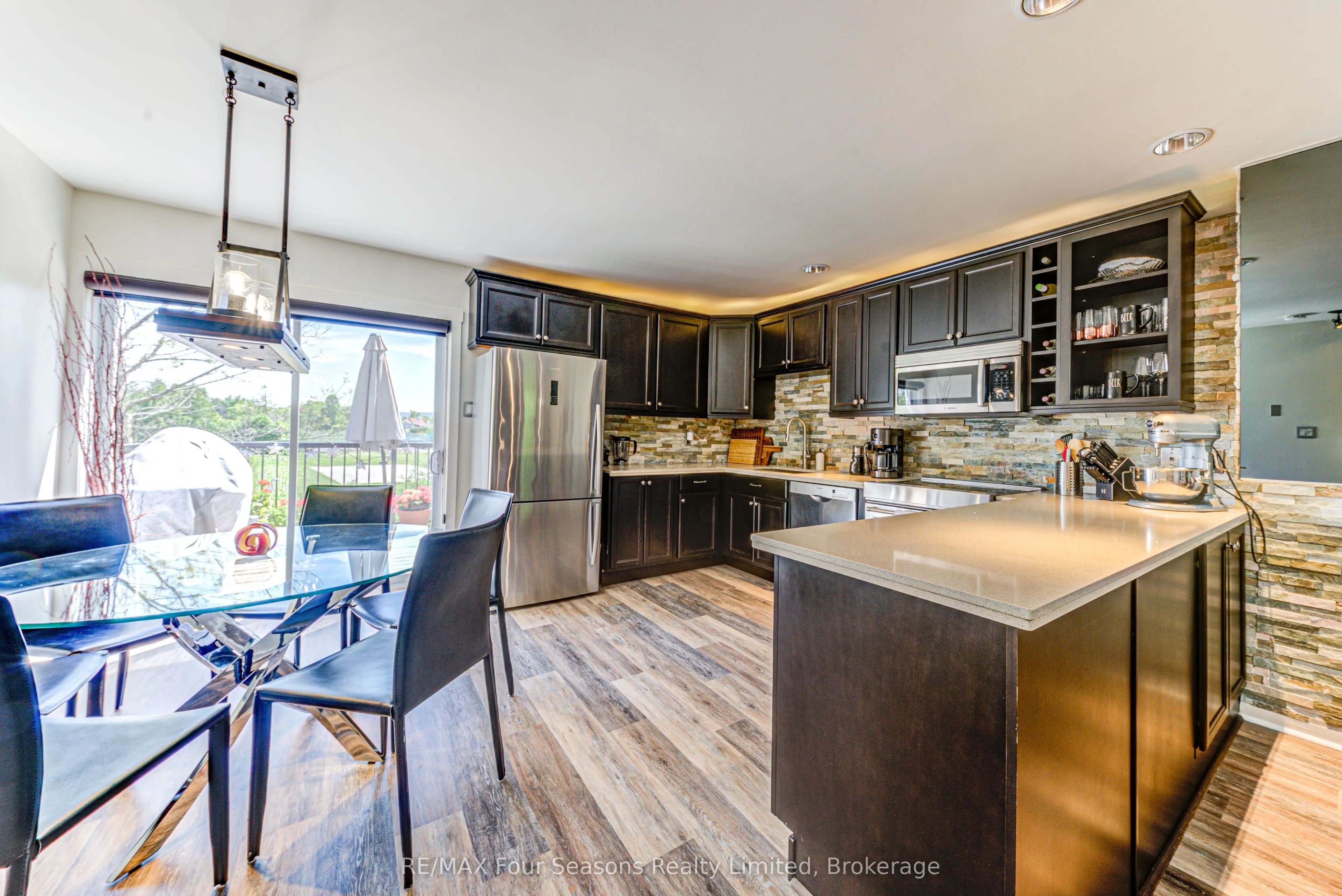 471 Oxbow Crescent #11
