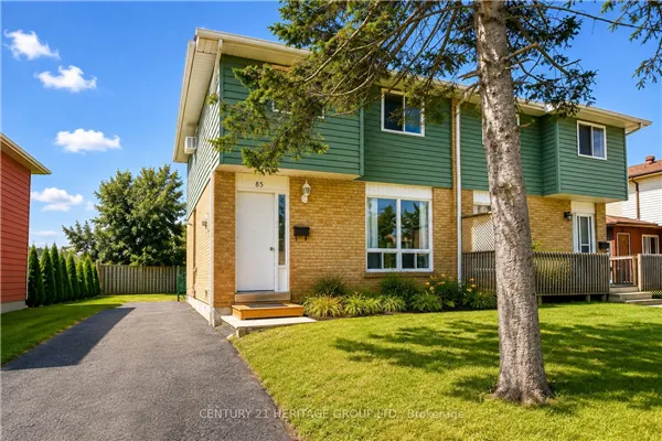 85 Chaucer Crescent