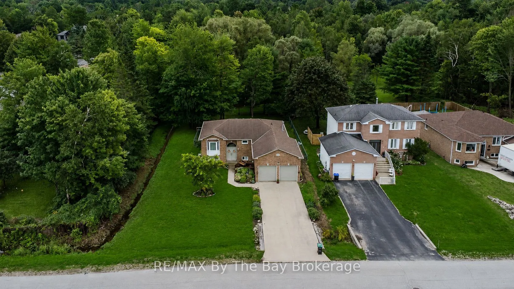 49 Royal Beech Drive