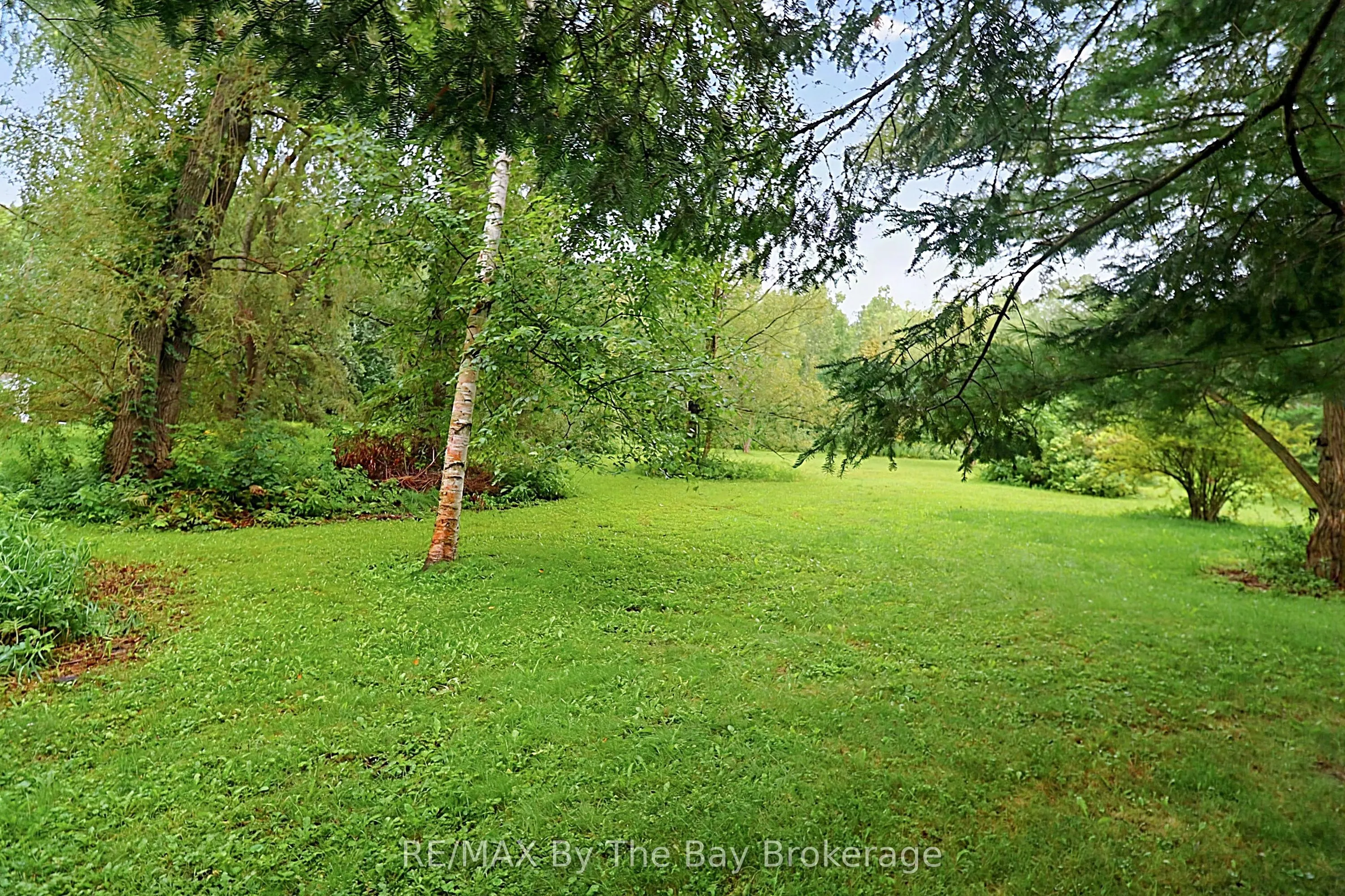 49 Royal Beech Drive
