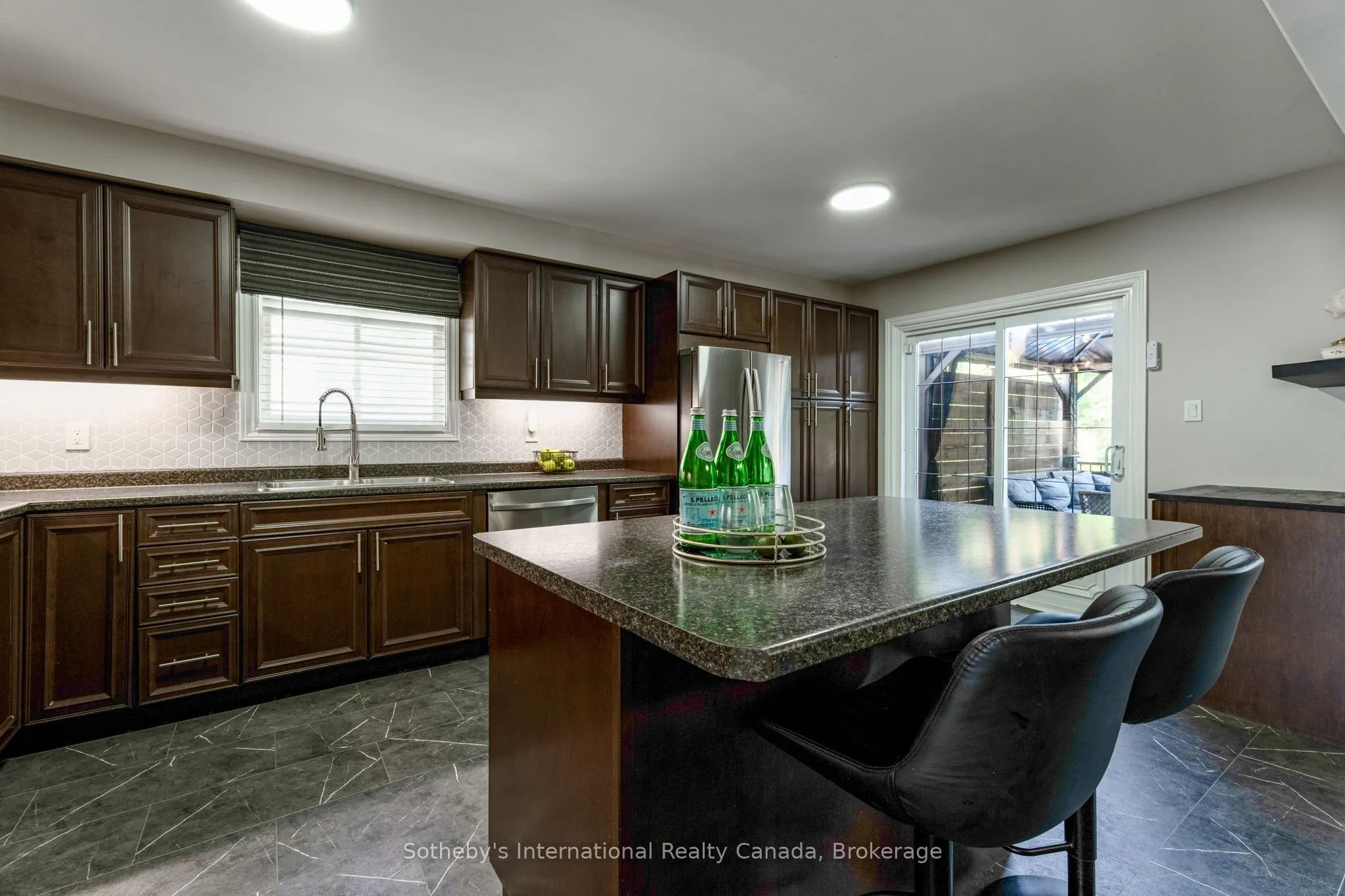 53 Royal Beech Drive