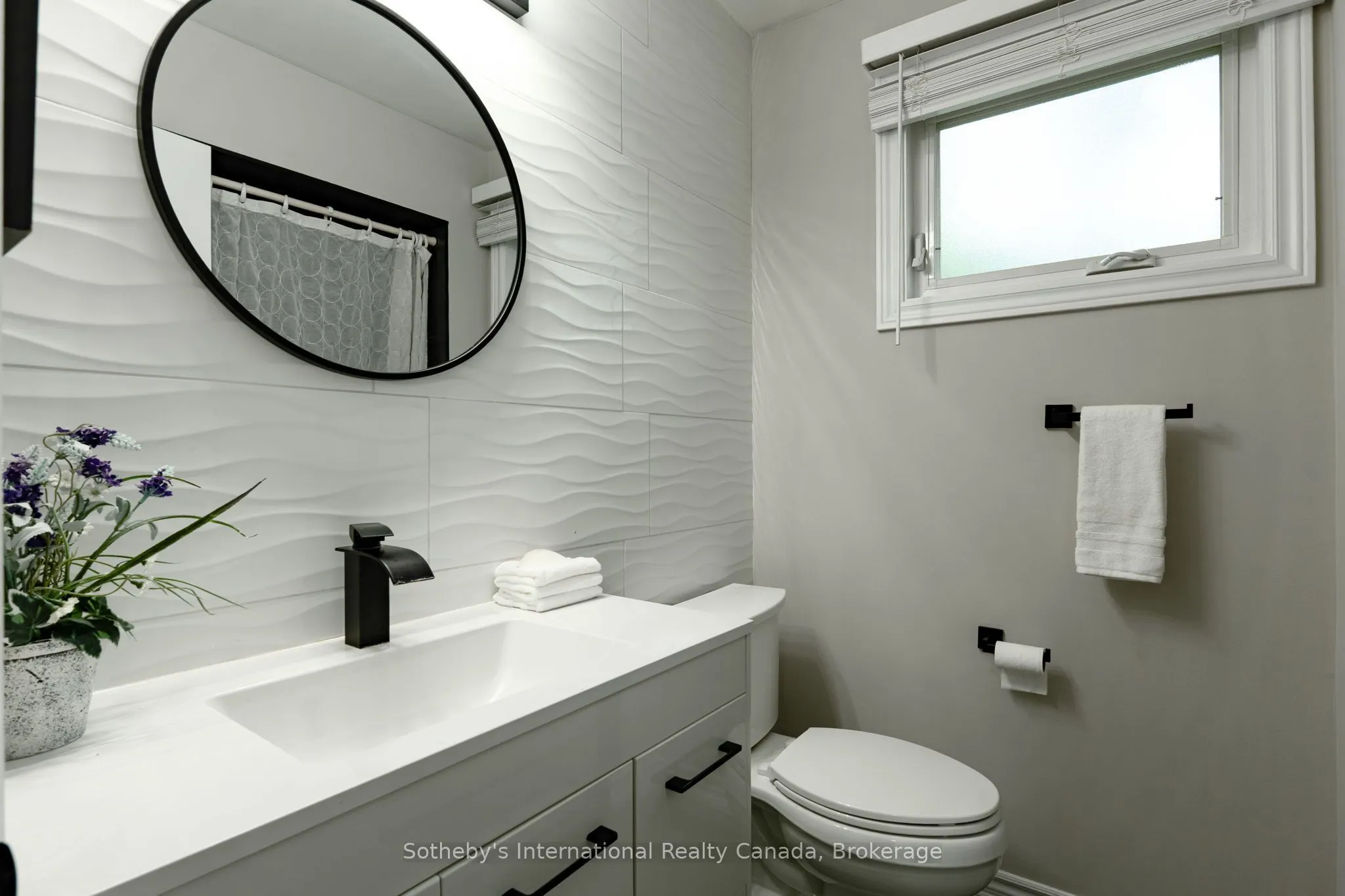 53 Royal Beech Drive