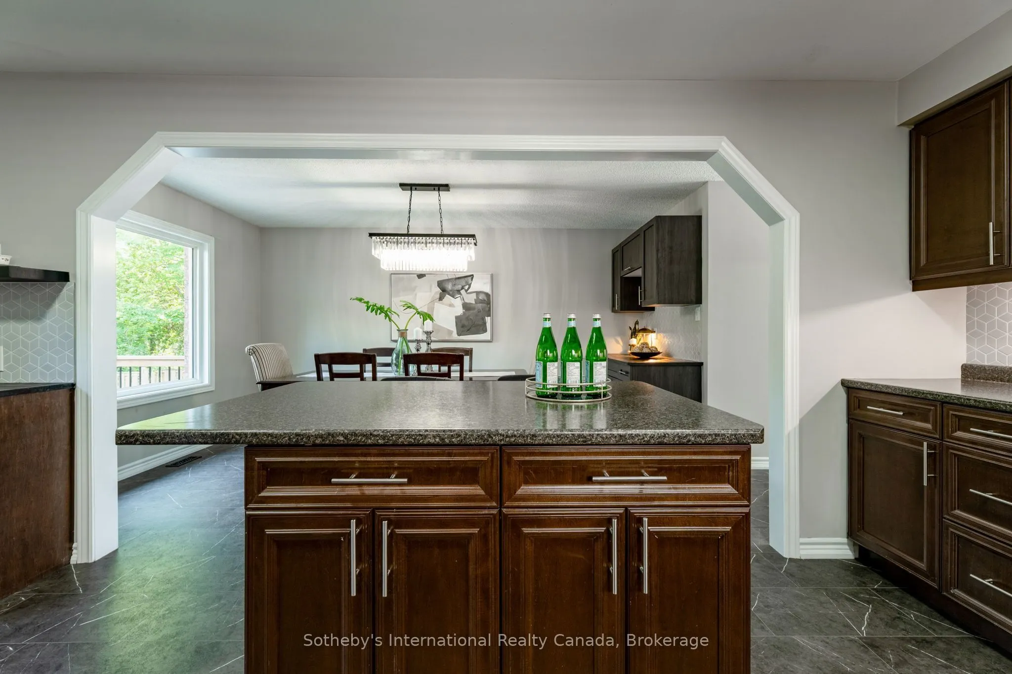 53 Royal Beech Drive
