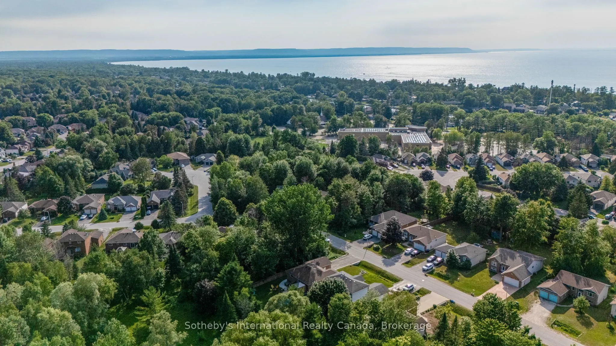 53 Royal Beech Drive
