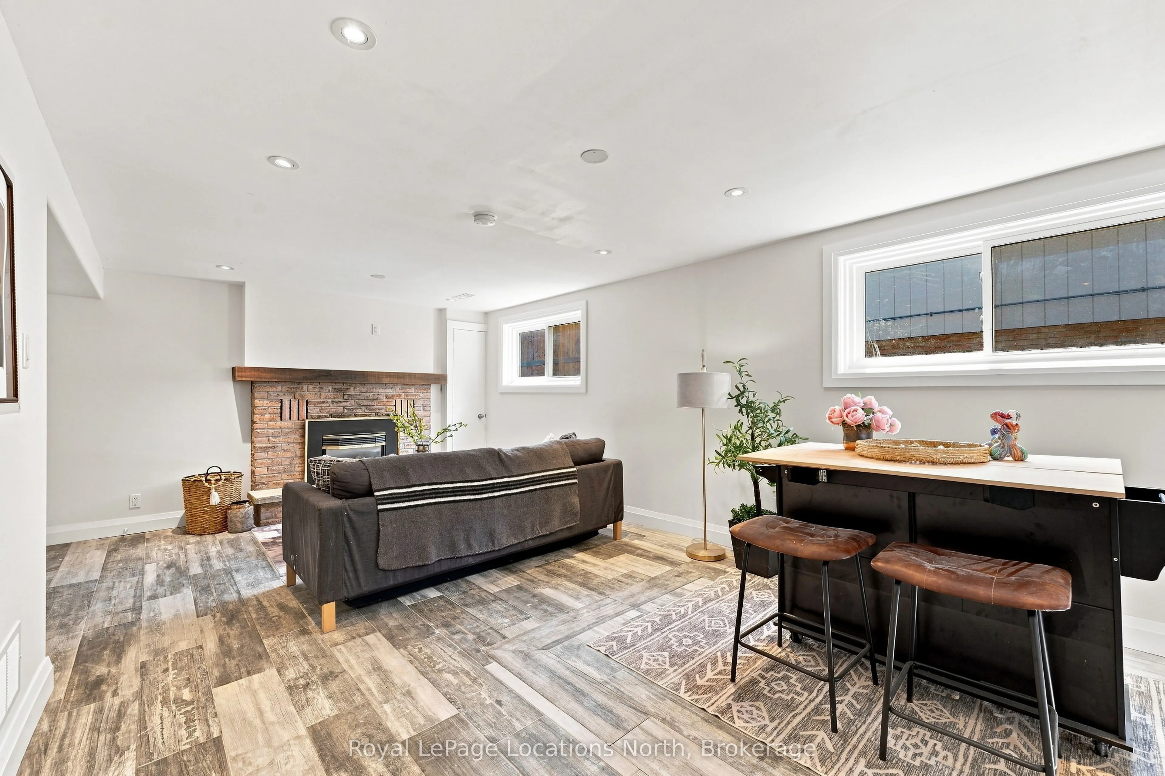 32 Courtice Crescent