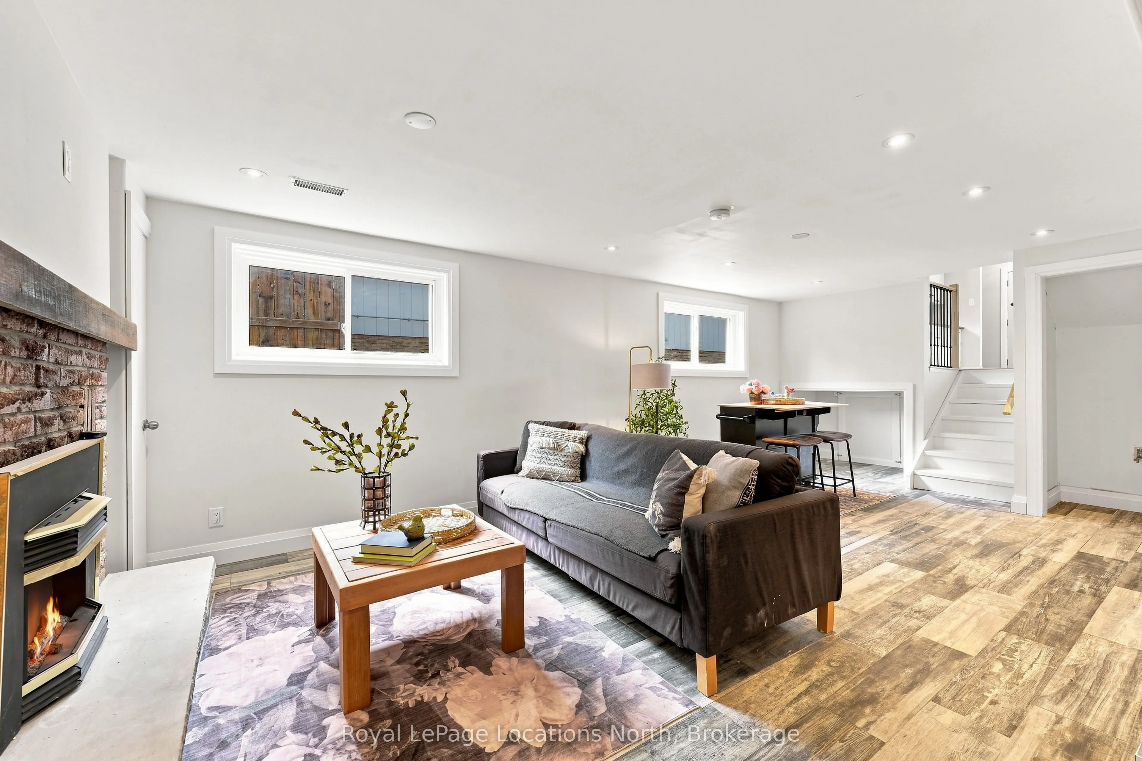 32 Courtice Crescent