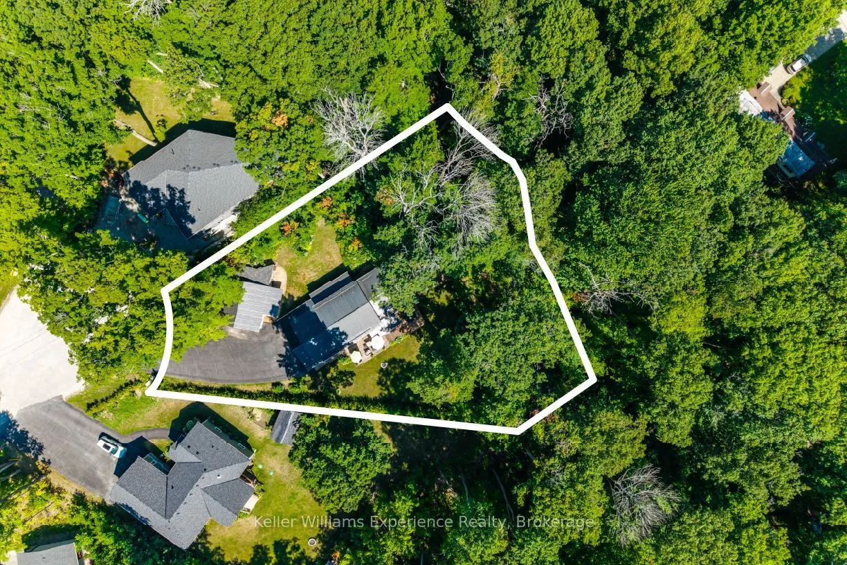 469 Parkview Court