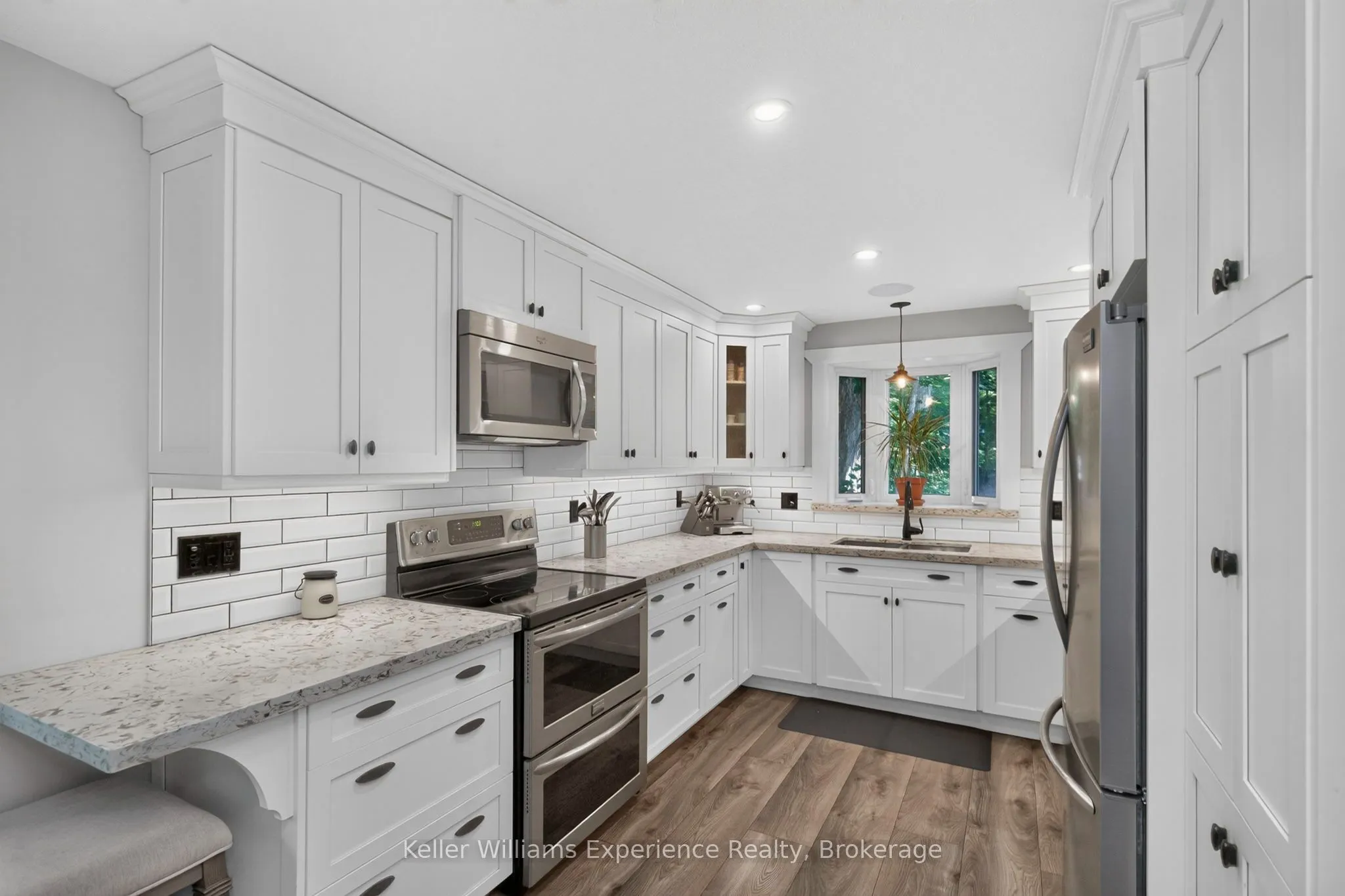 469 Parkview Court