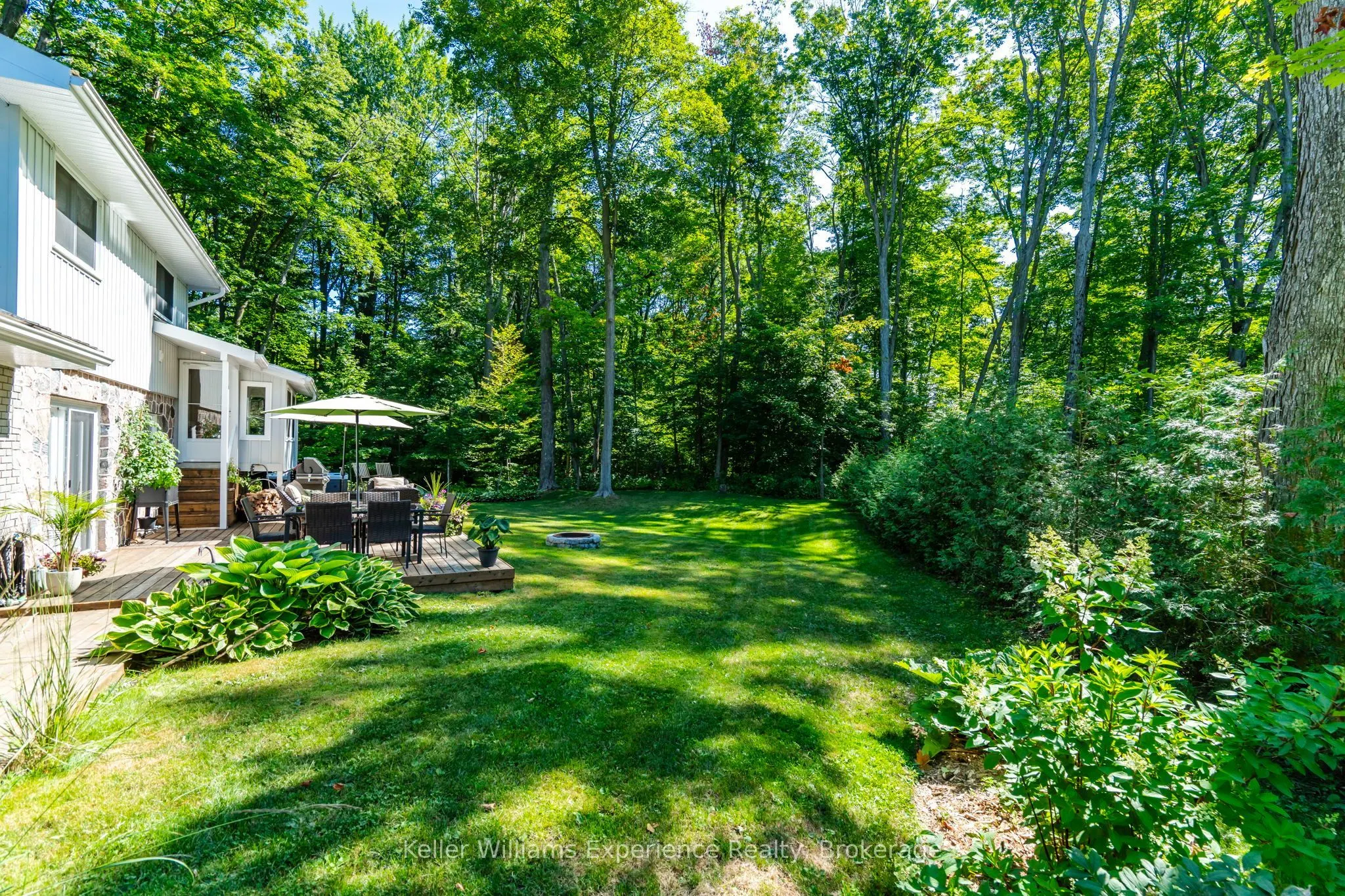 469 Parkview Court