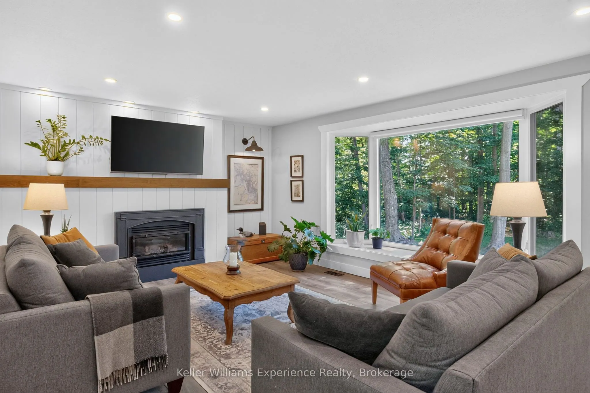 469 Parkview Court