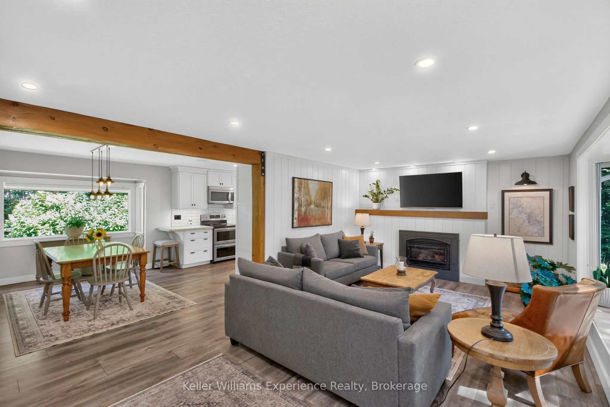 469 Parkview Court