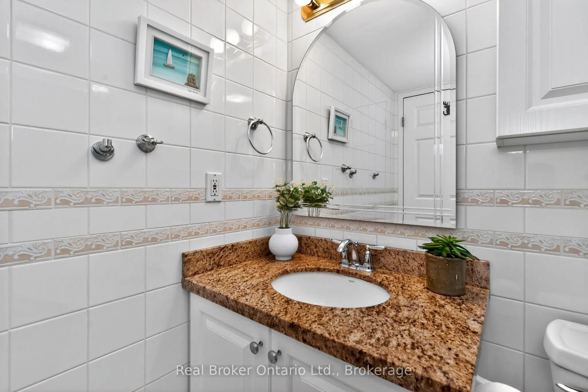 11 Beck Boulevard #402