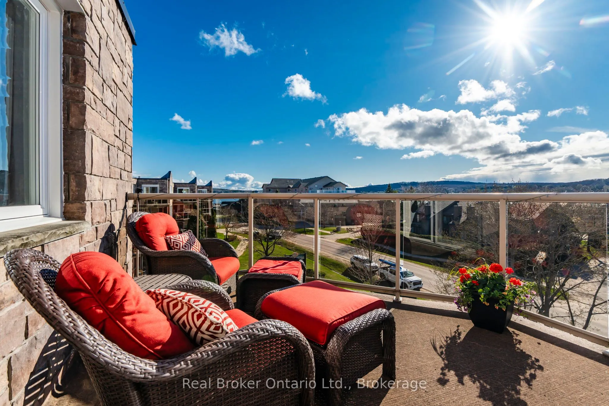 11 Beck Boulevard #402
