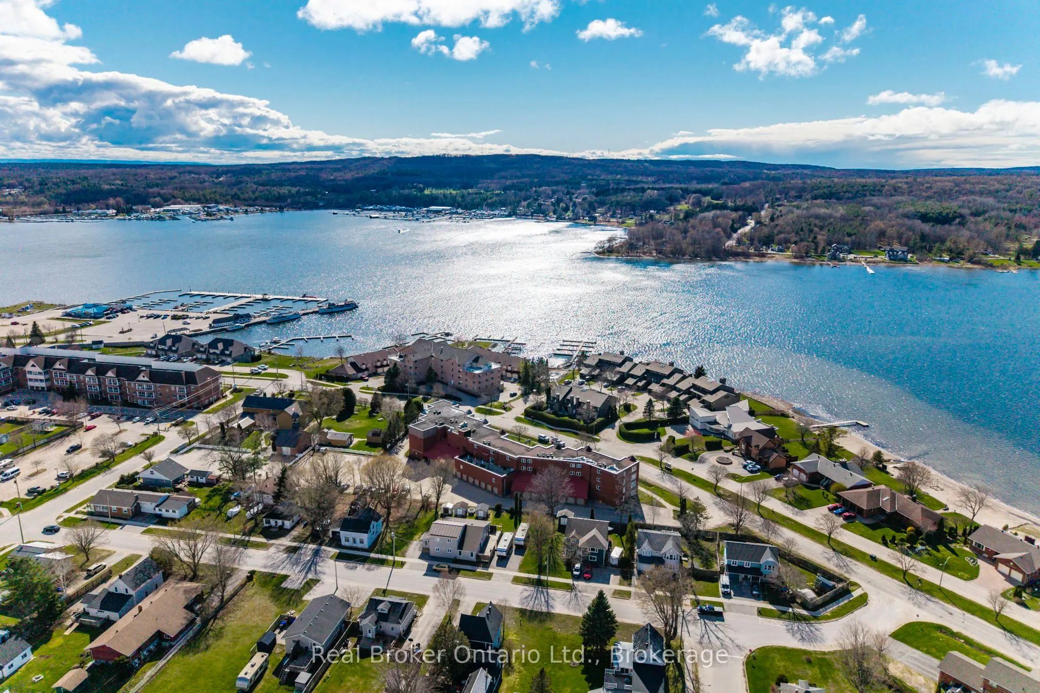 11 Beck Boulevard #402