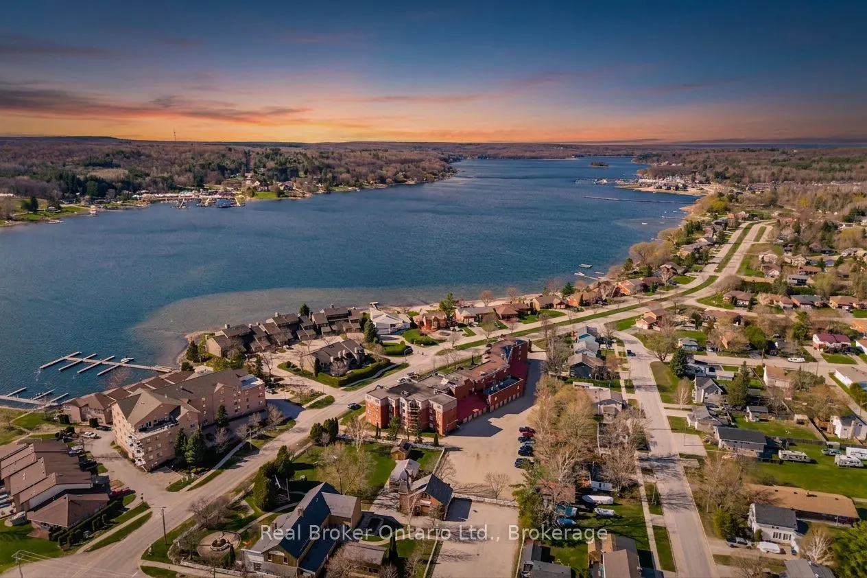 11 Beck Boulevard #402