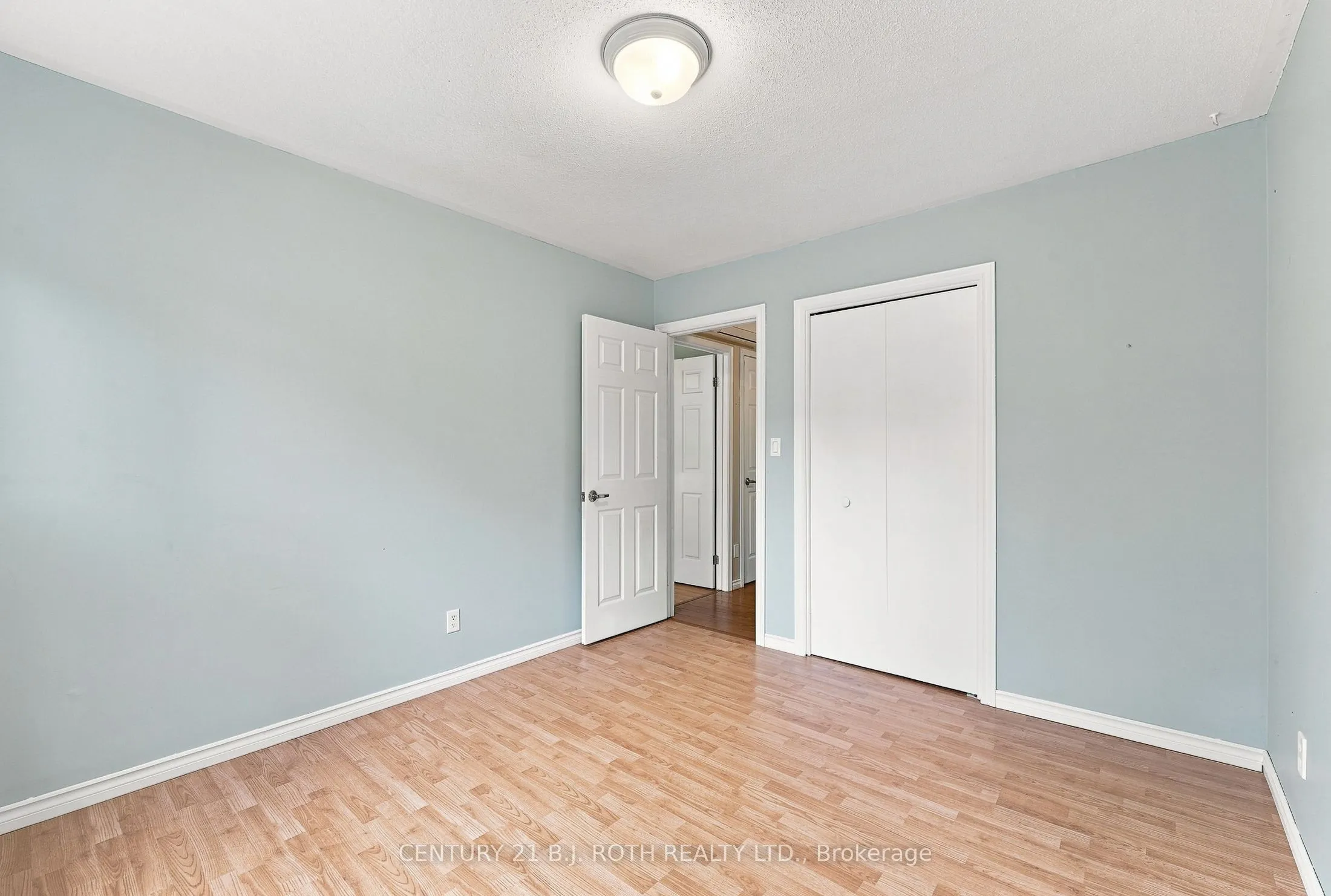 195 North Street E