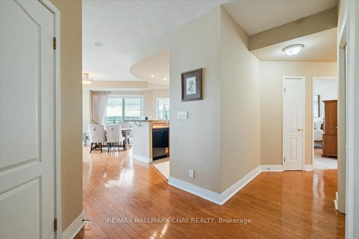 2 Toronto Street #1411