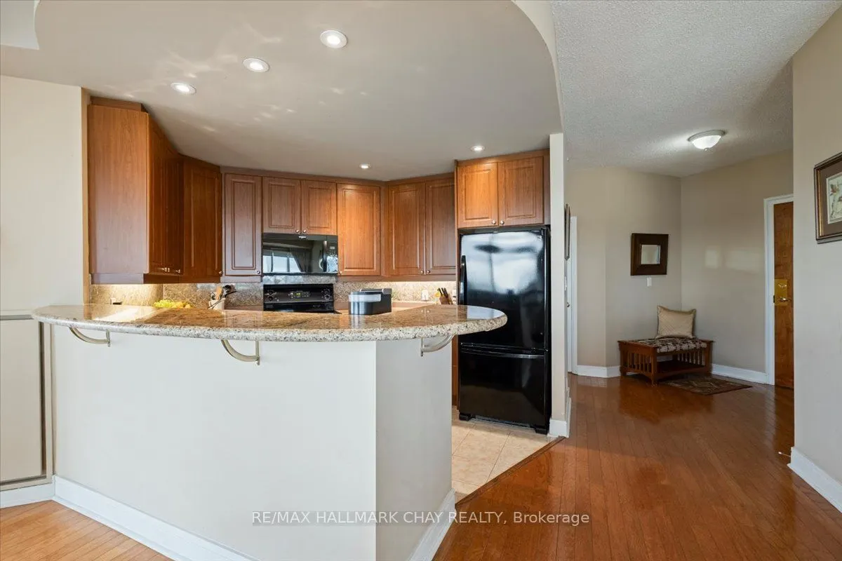 2 Toronto Street #1411