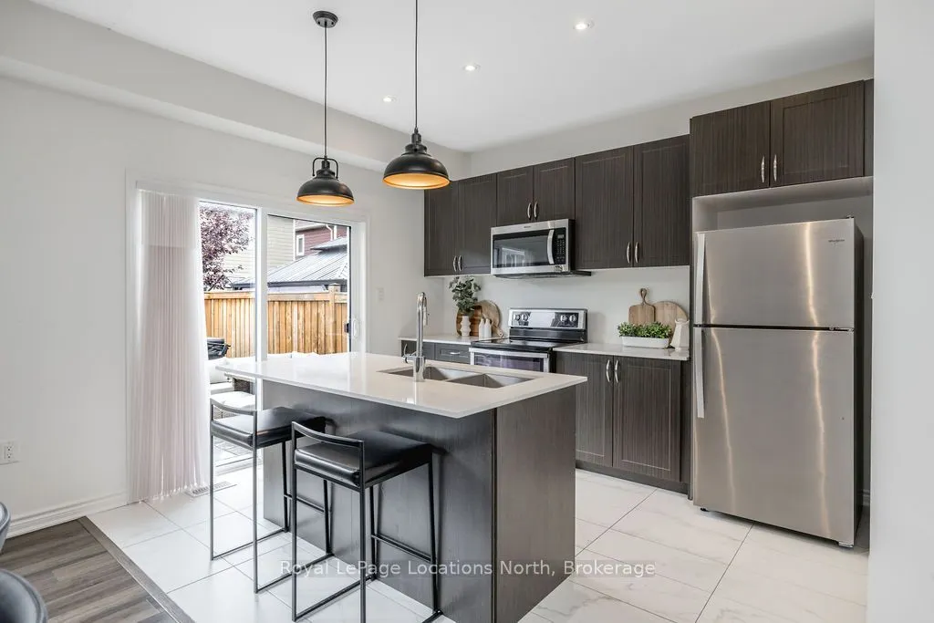 11 Catamaran Drive