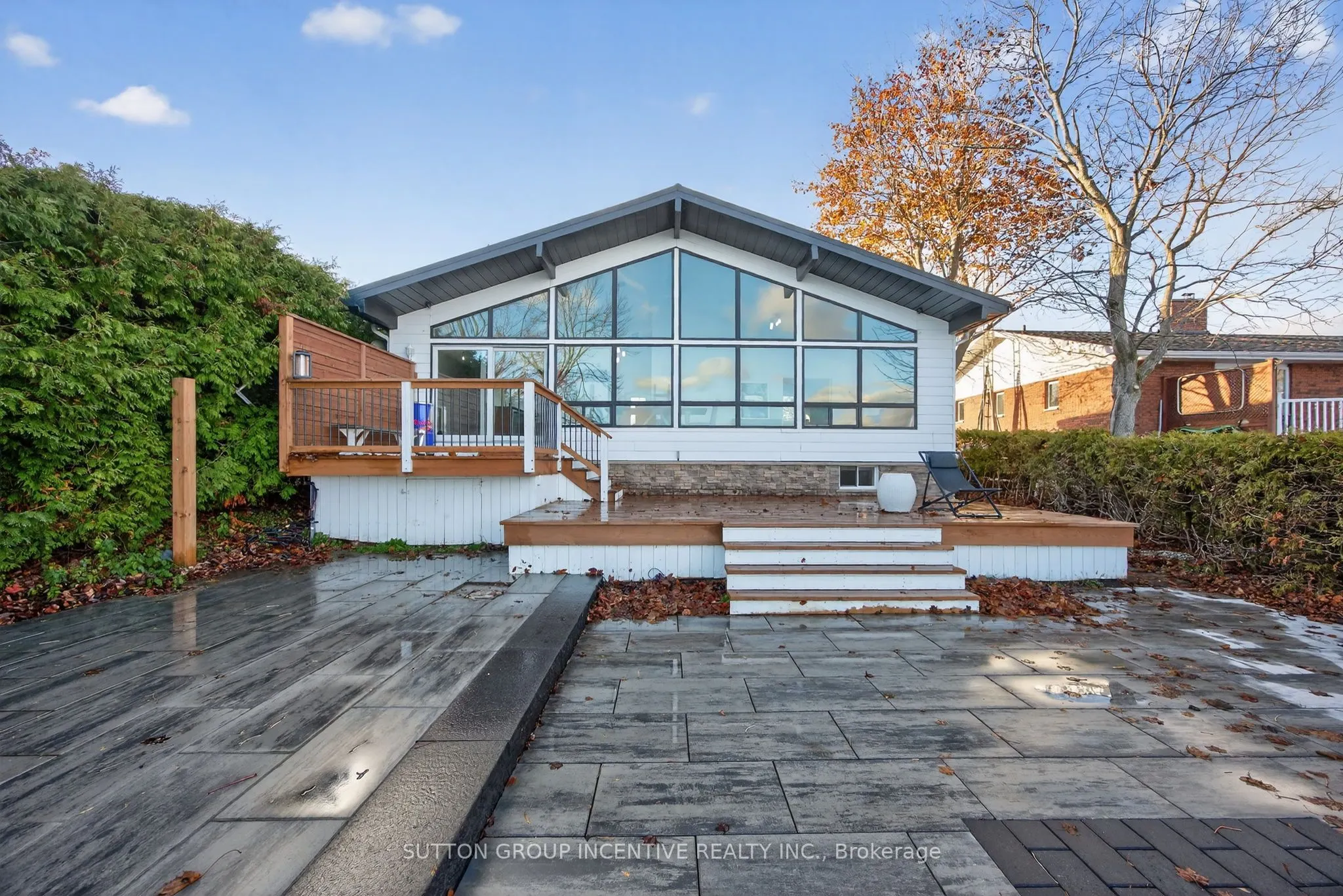 211 Moon Point Drive