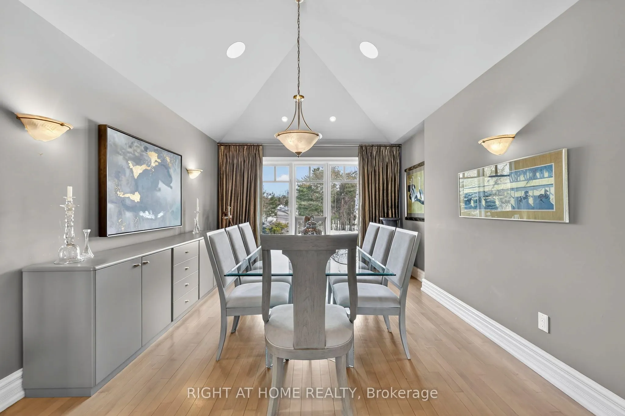 13 Alpine Way