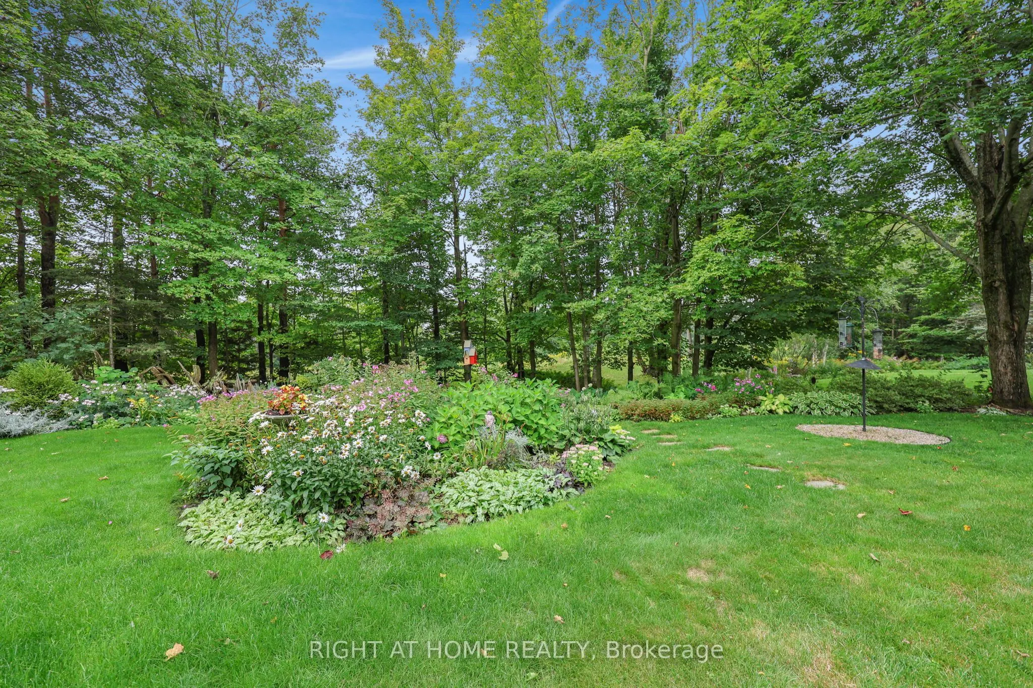 13 Alpine Way