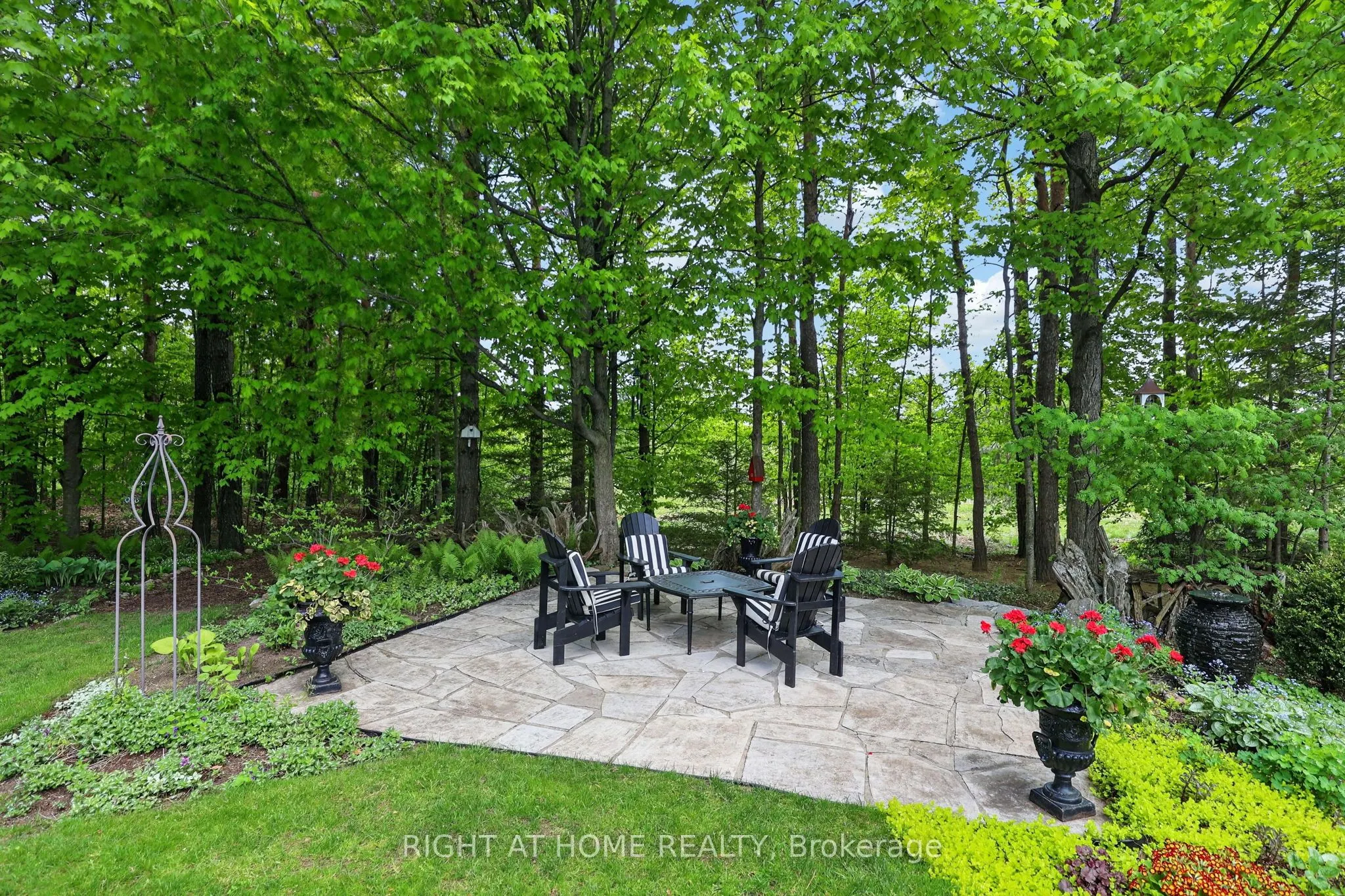 13 Alpine Way