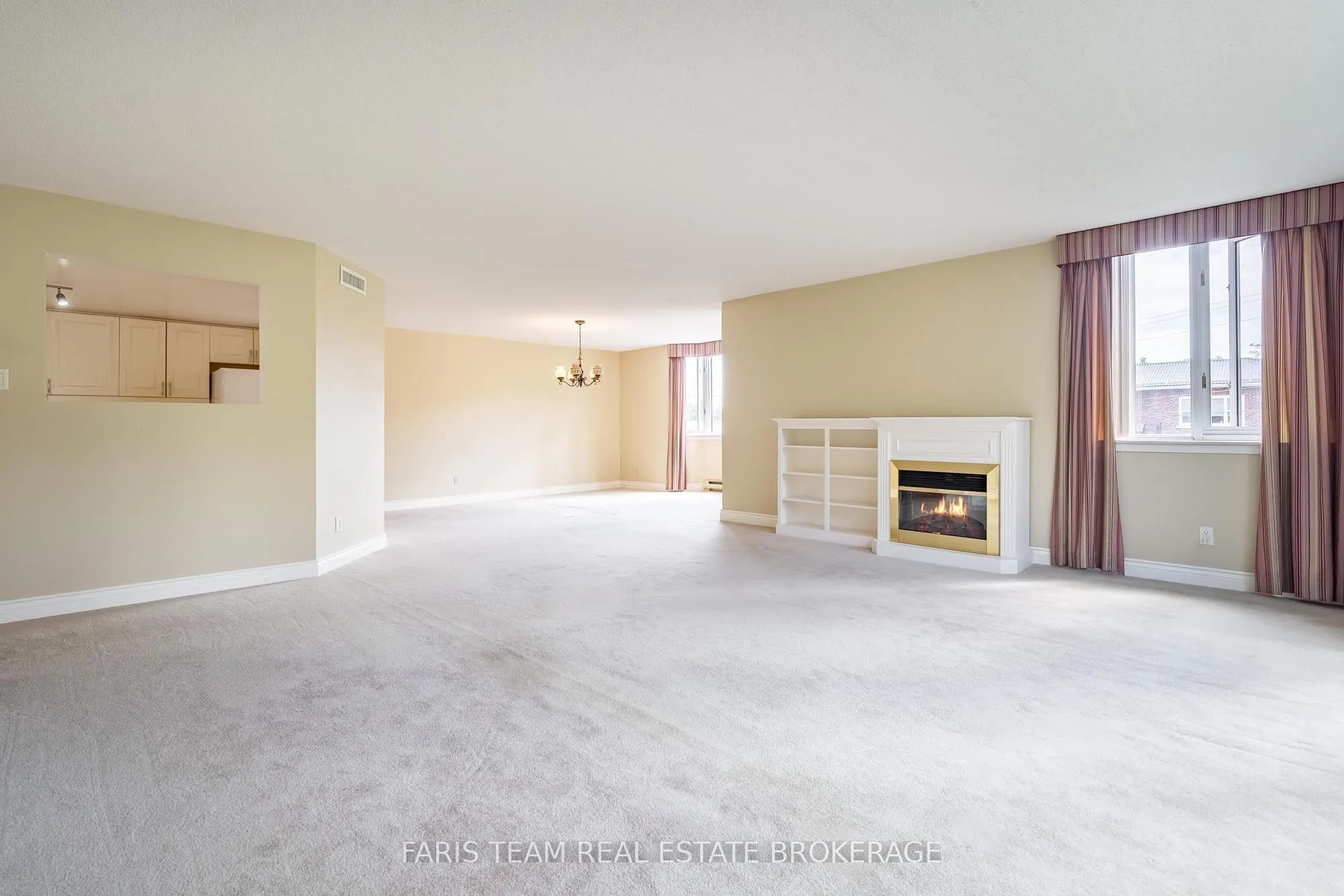 95 Matchedash Street N #202