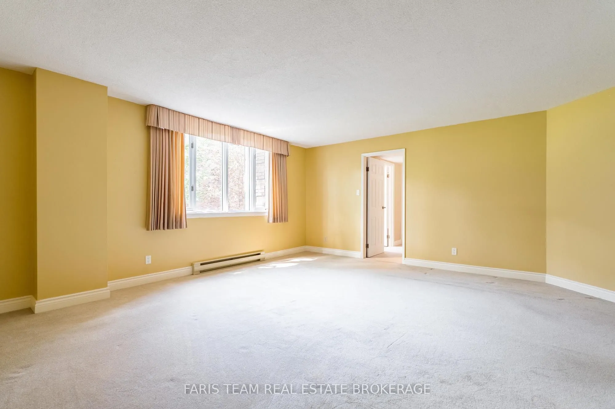 95 Matchedash Street N #202