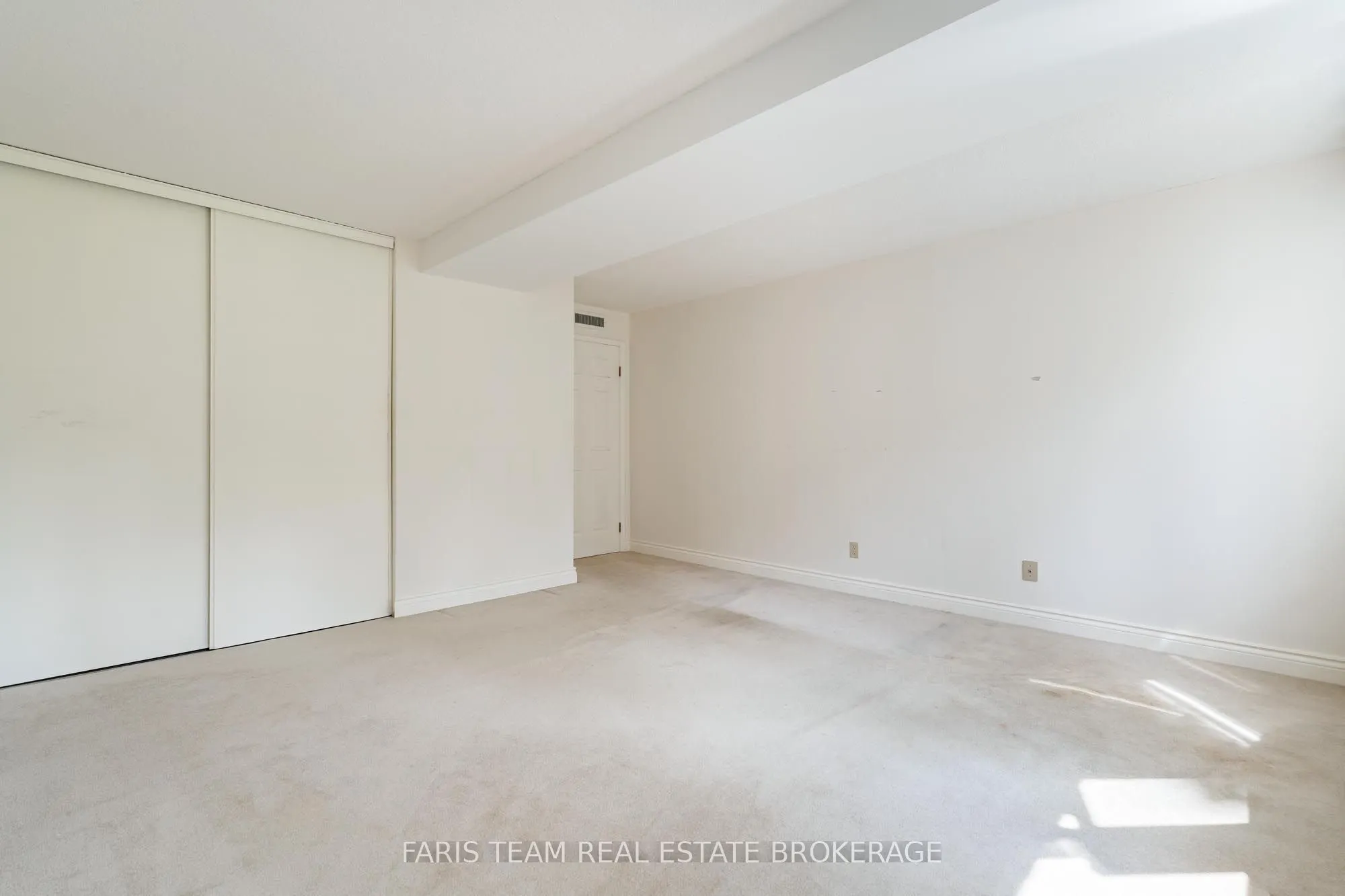 95 Matchedash Street N #202