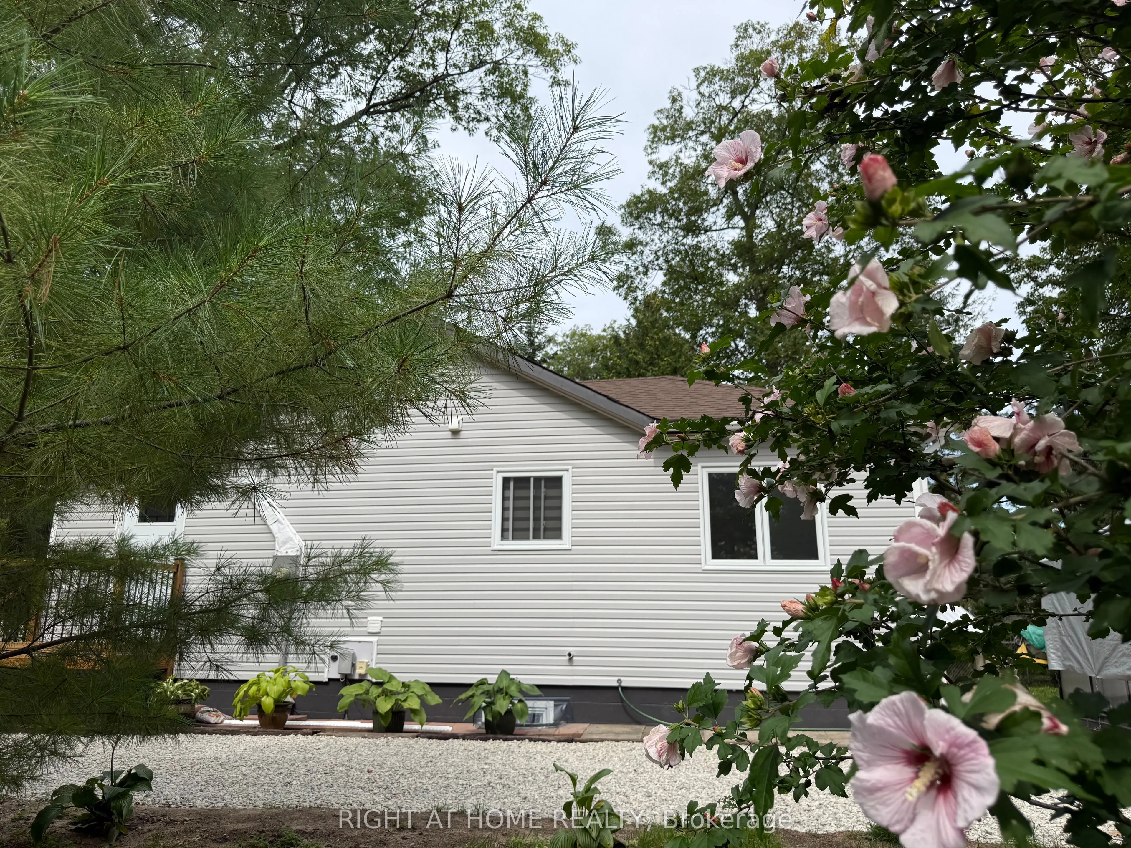 605 Oxbow Park Drive