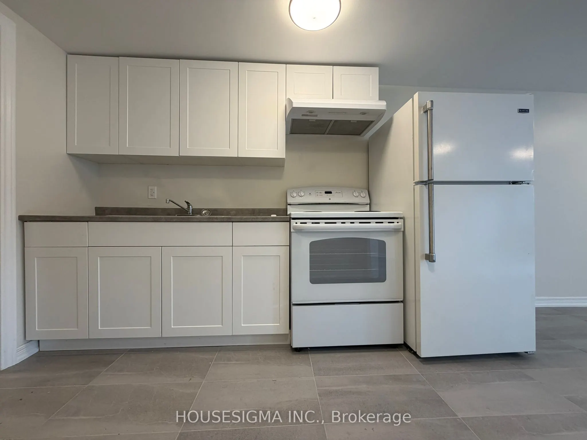 28 West Street N #Lower Level Unit