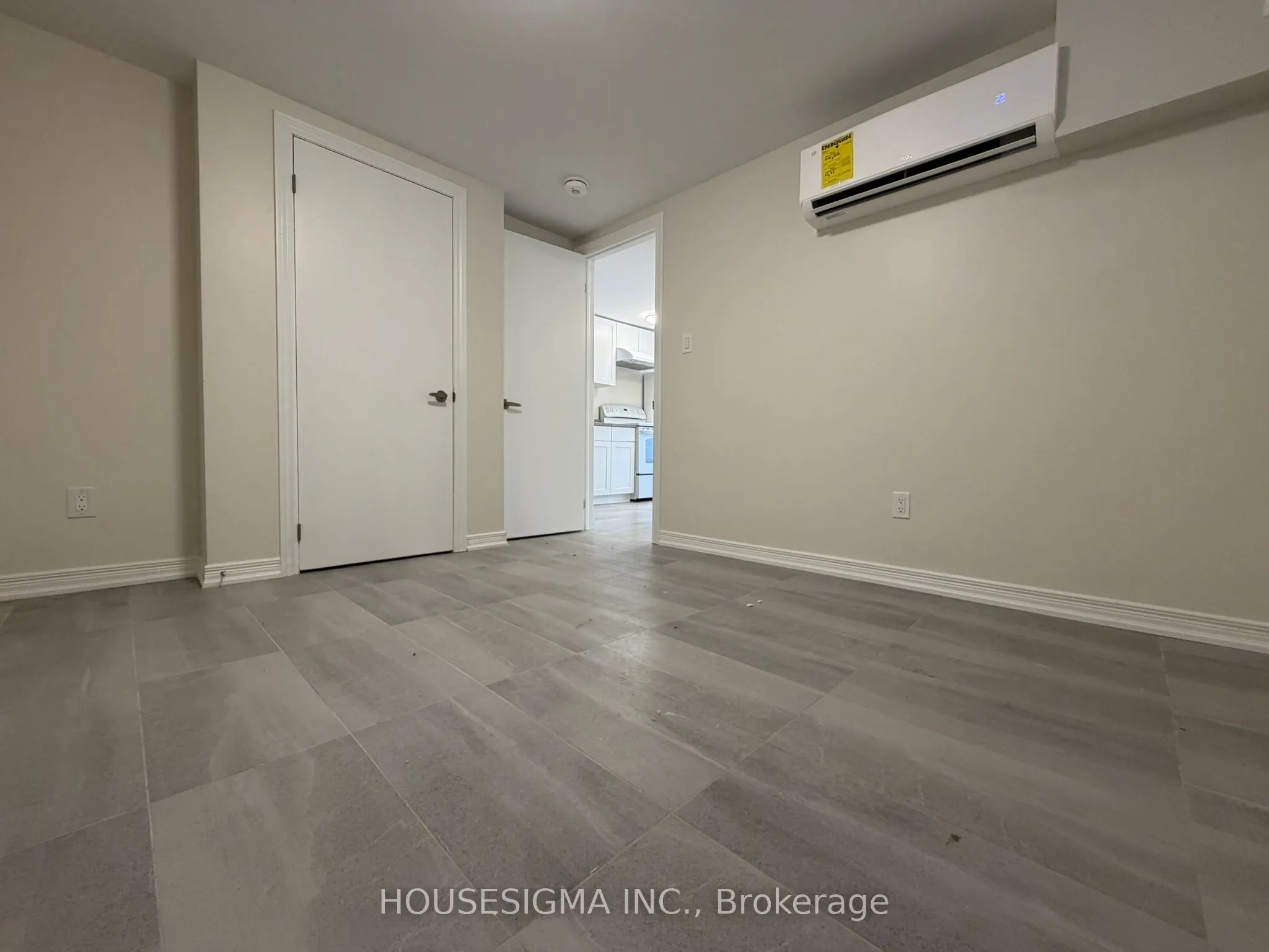 28 West Street N #Lower Level Unit