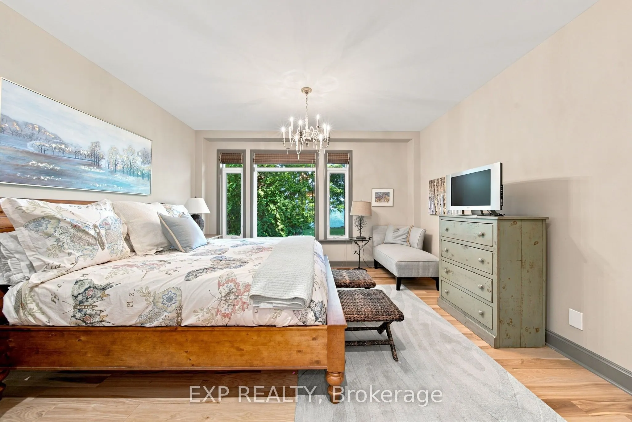 797 Woodland Drive