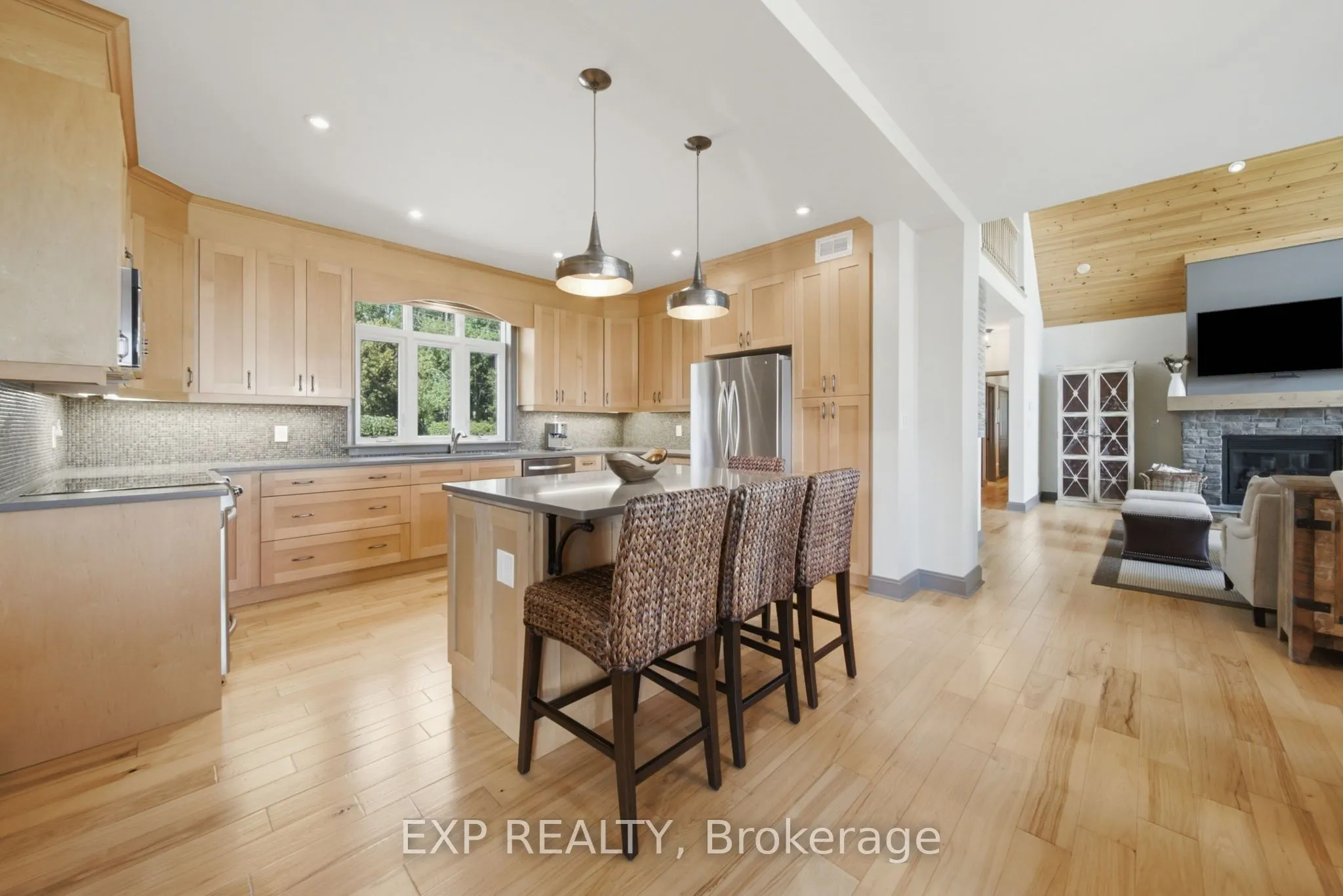 797 Woodland Drive