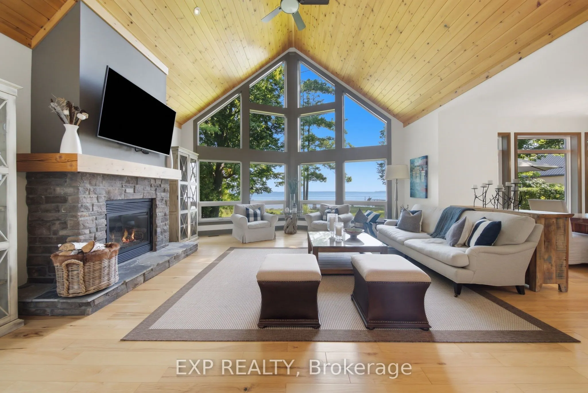 797 Woodland Drive